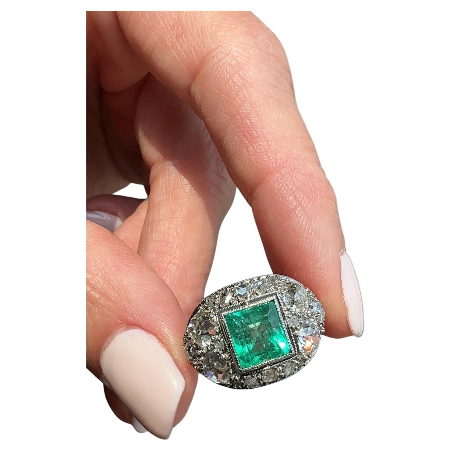 Art Deco Colombian Emerald and Diamond Ring - AGL Certificate For Sale