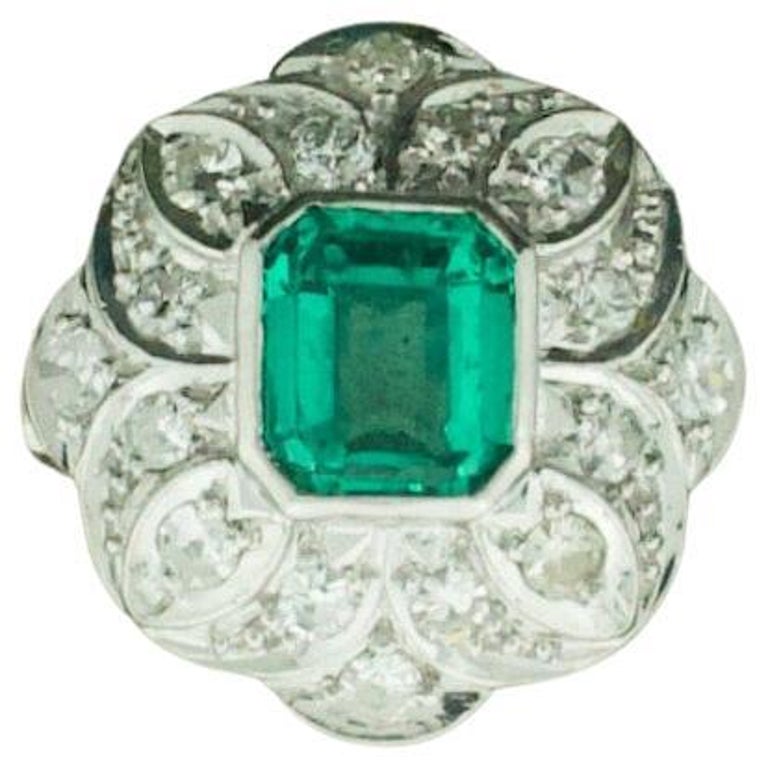 Art Deco Emerald and Diamond Ring in Platinum For Sale