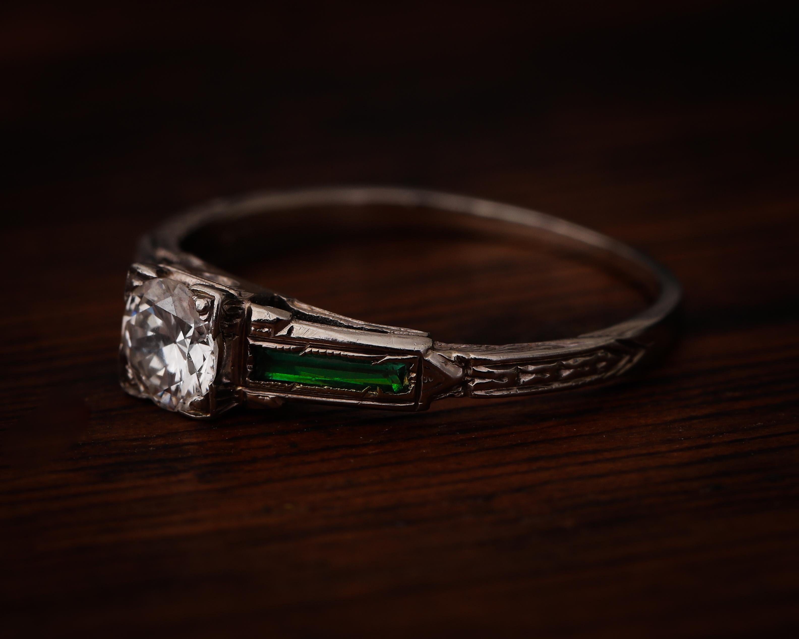 Art Deco Emerald Baguette and Old European Diamond 18 Karat Gold Carved Ring 2