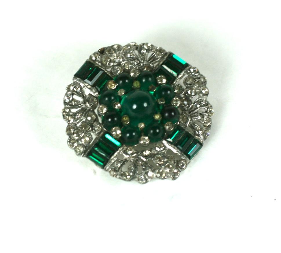 Art Deco Emerald Cab Brooch In Excellent Condition For Sale In New York, NY