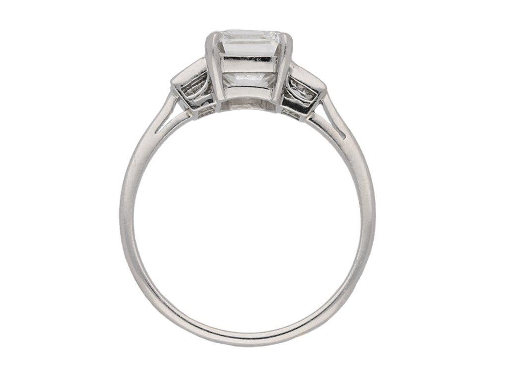 emerald diamond baguette ring