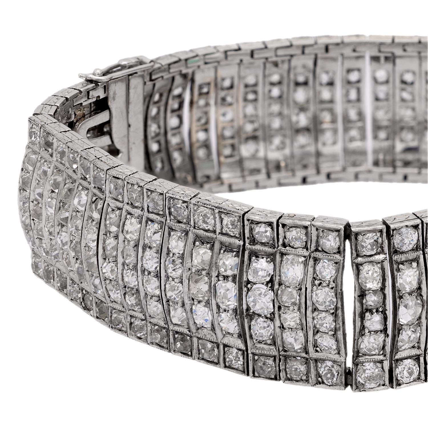 Taille émeraude Art Deco emerald diamond 14k white gold bracelet en vente