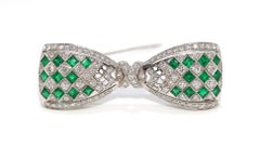 Art Deco Emerald Diamond Bow Platinum Brooch, 1930