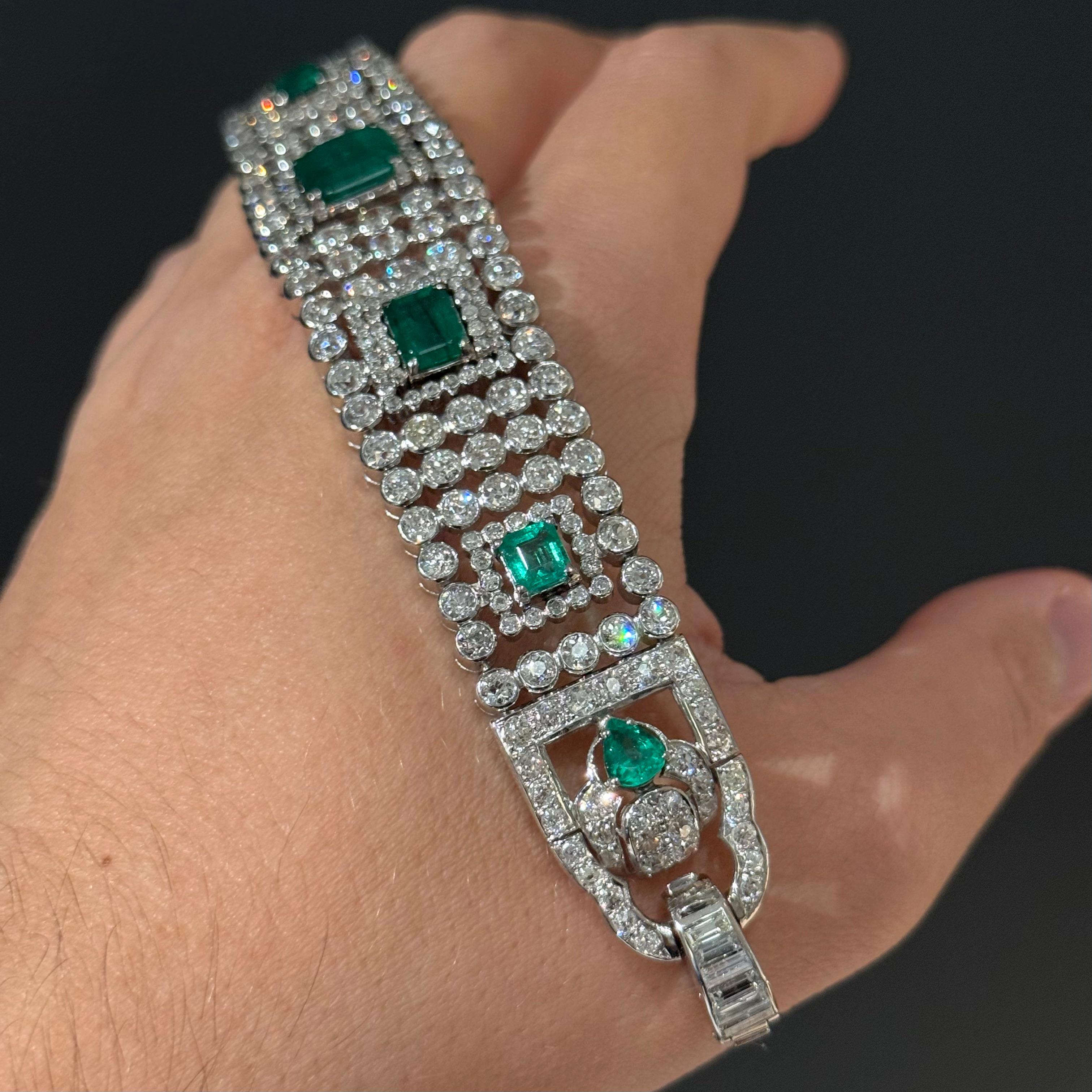Art Deco Smaragd Diamant Schnalle Honeycomb Armband Platin Frankreich Französisch 1930er Jahre im Angebot 3