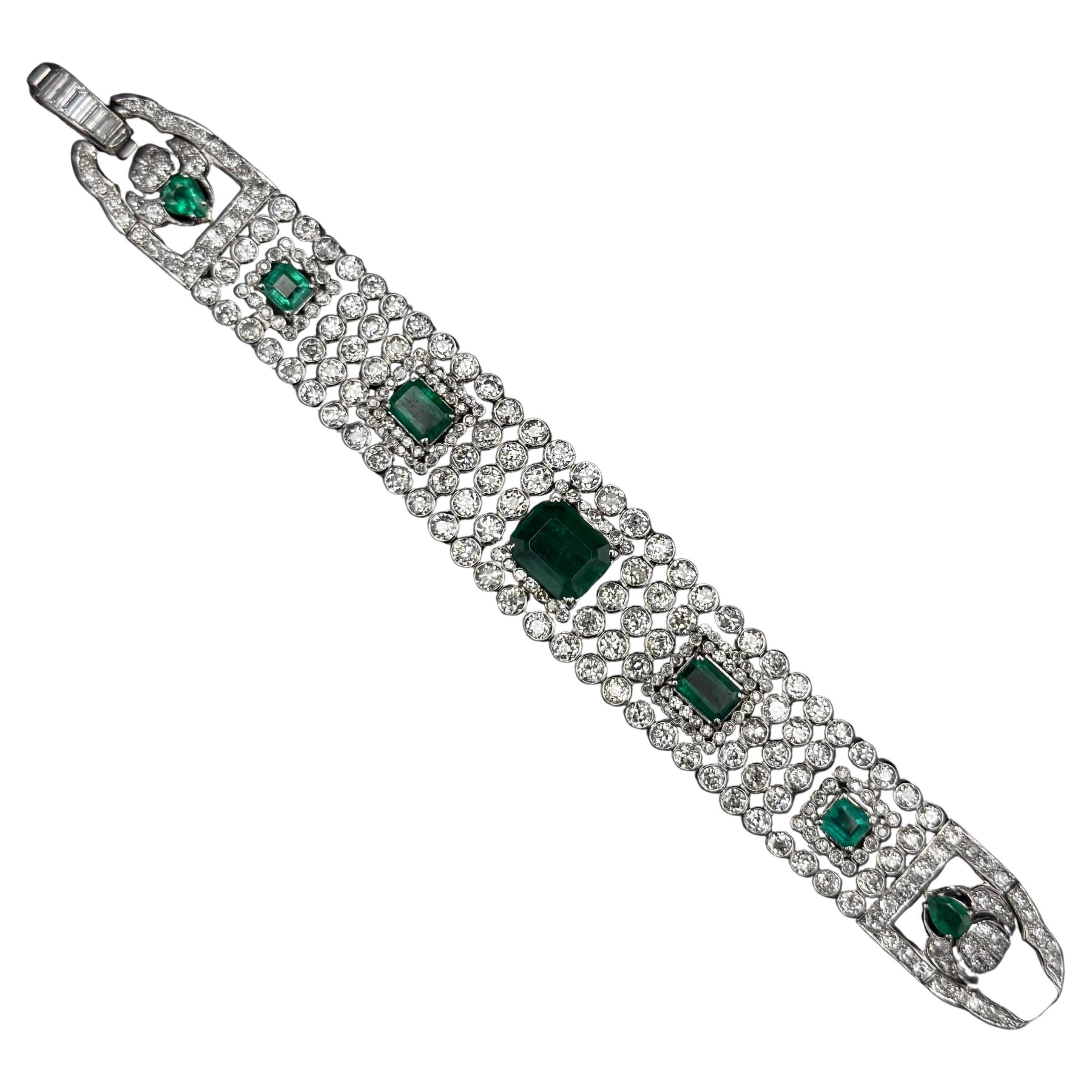 Art Deco Smaragd Diamant Schnalle Honeycomb Armband Platin Frankreich Französisch 1930er Jahre im Angebot