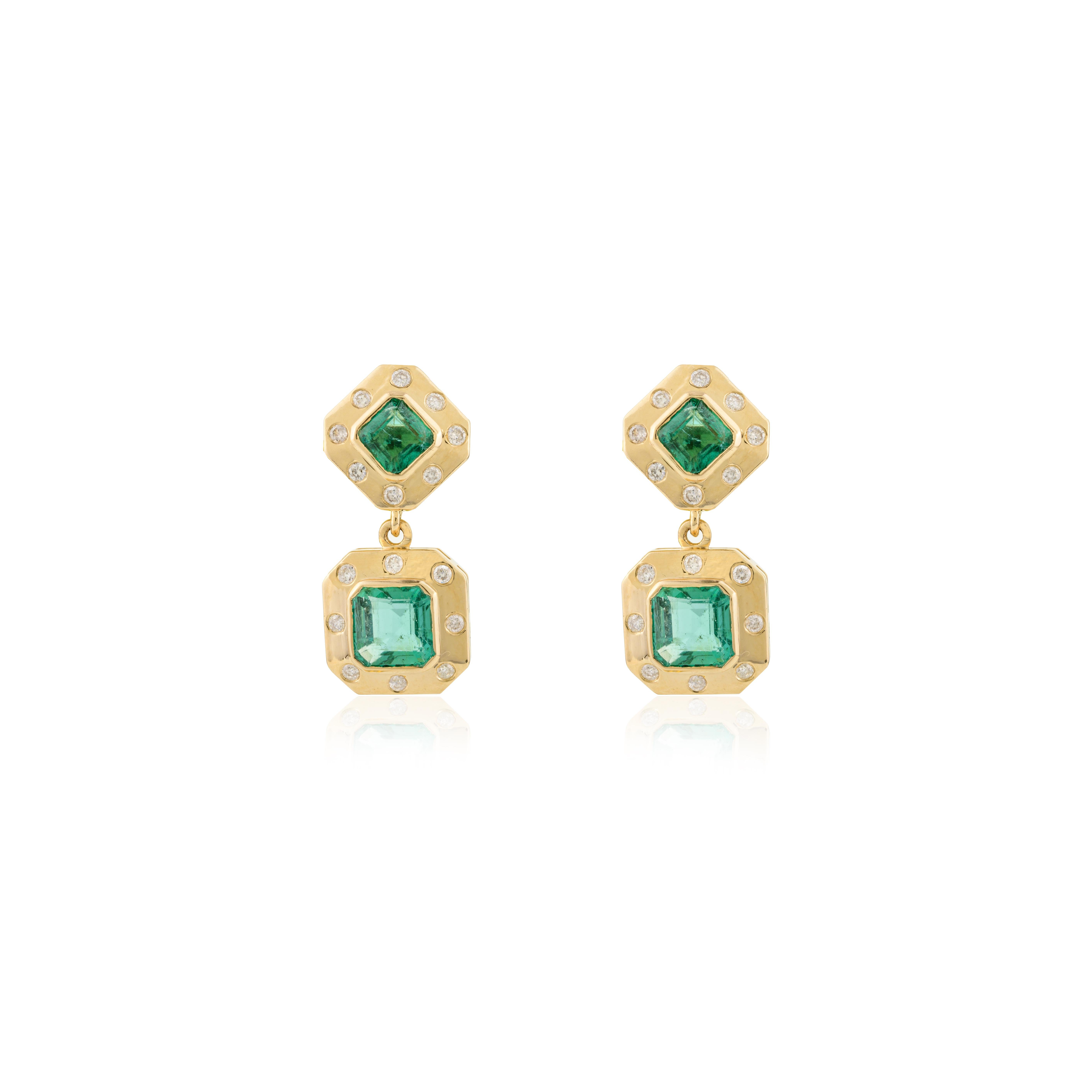 Contemporaneo Orecchini Art Deco con diamante smeraldo, regalo per le donne in oro giallo massiccio 18 ct. in vendita