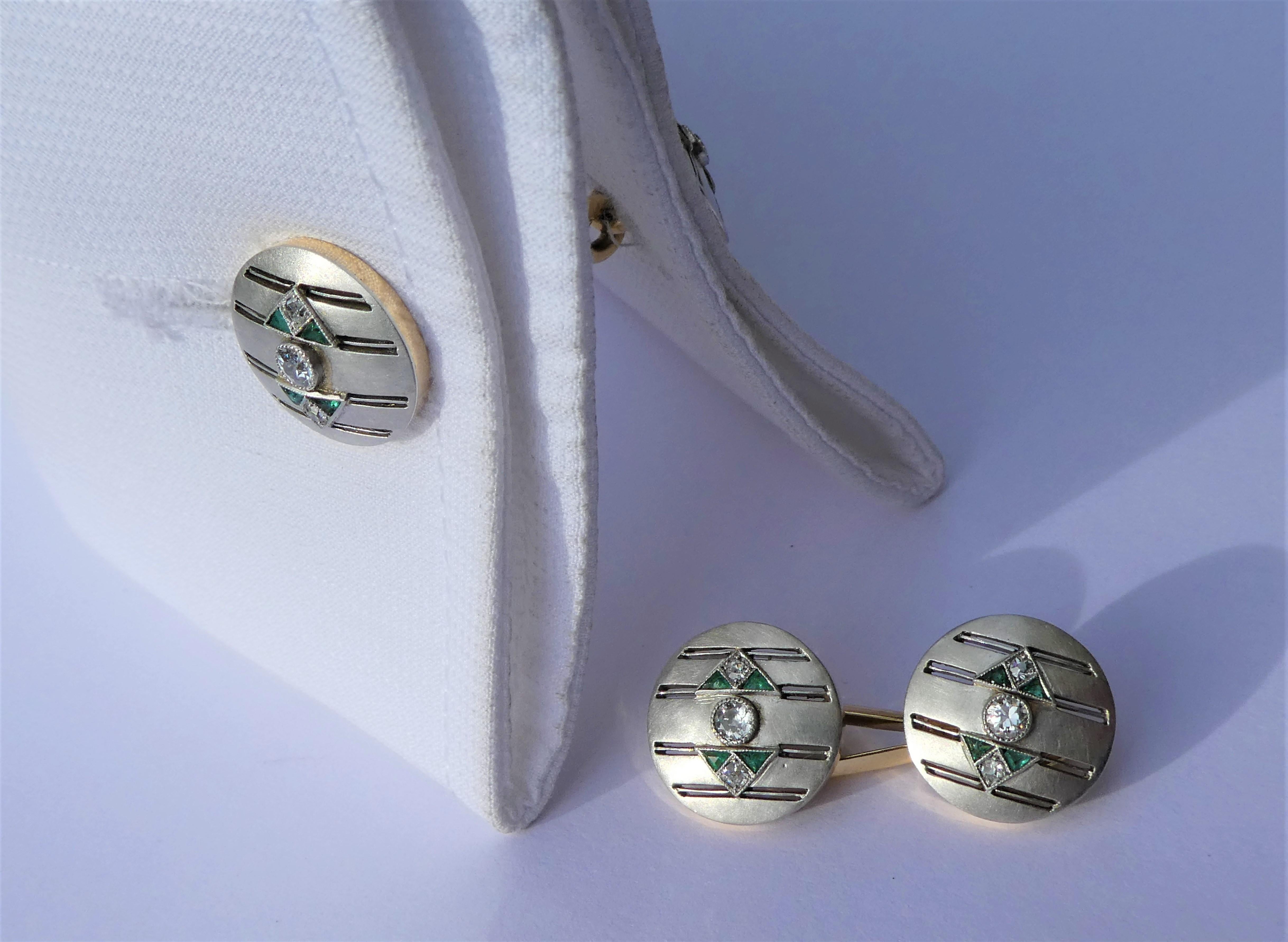 Women's or Men's Art Deco Emerald Diamond Platinum and 14 Karat Gold Austrian Cufflinks For Sale
