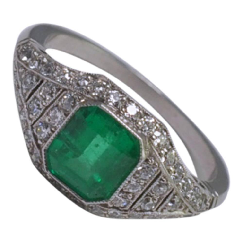 Art Deco Emerald Diamond Platinum Engagement Ring For Sale 1