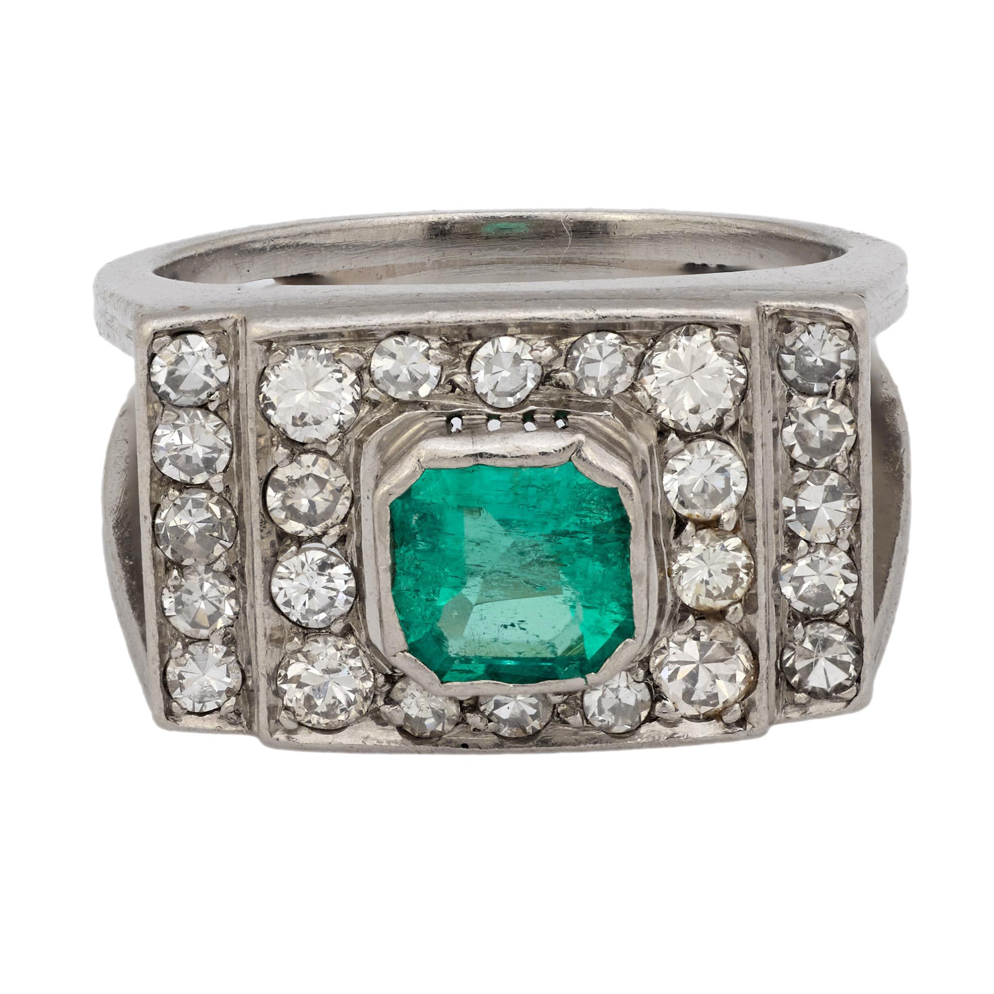 Women's Art Deco emerald diamond platinum ring For Sale