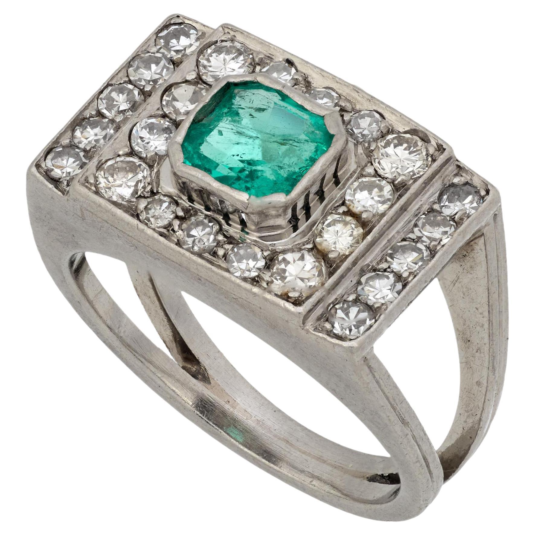 Art Deco emerald diamond platinum ring For Sale