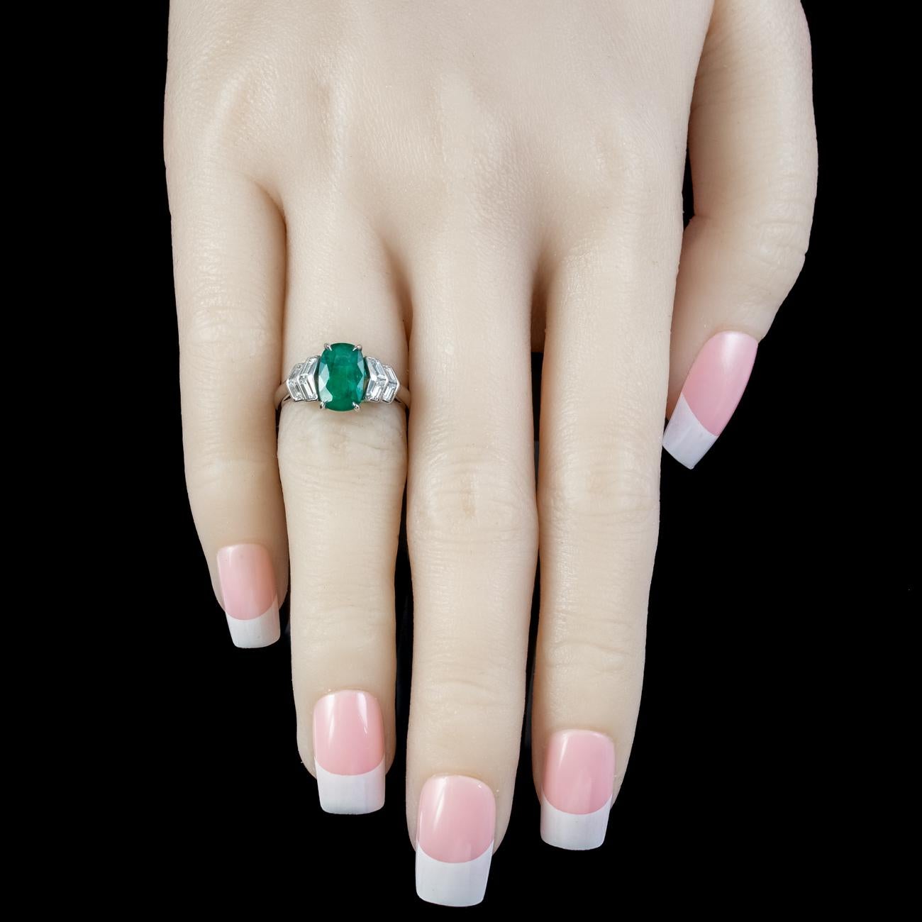 Art Deco Emerald Diamond Ring 1.67ct Emerald With Cert  For Sale 1