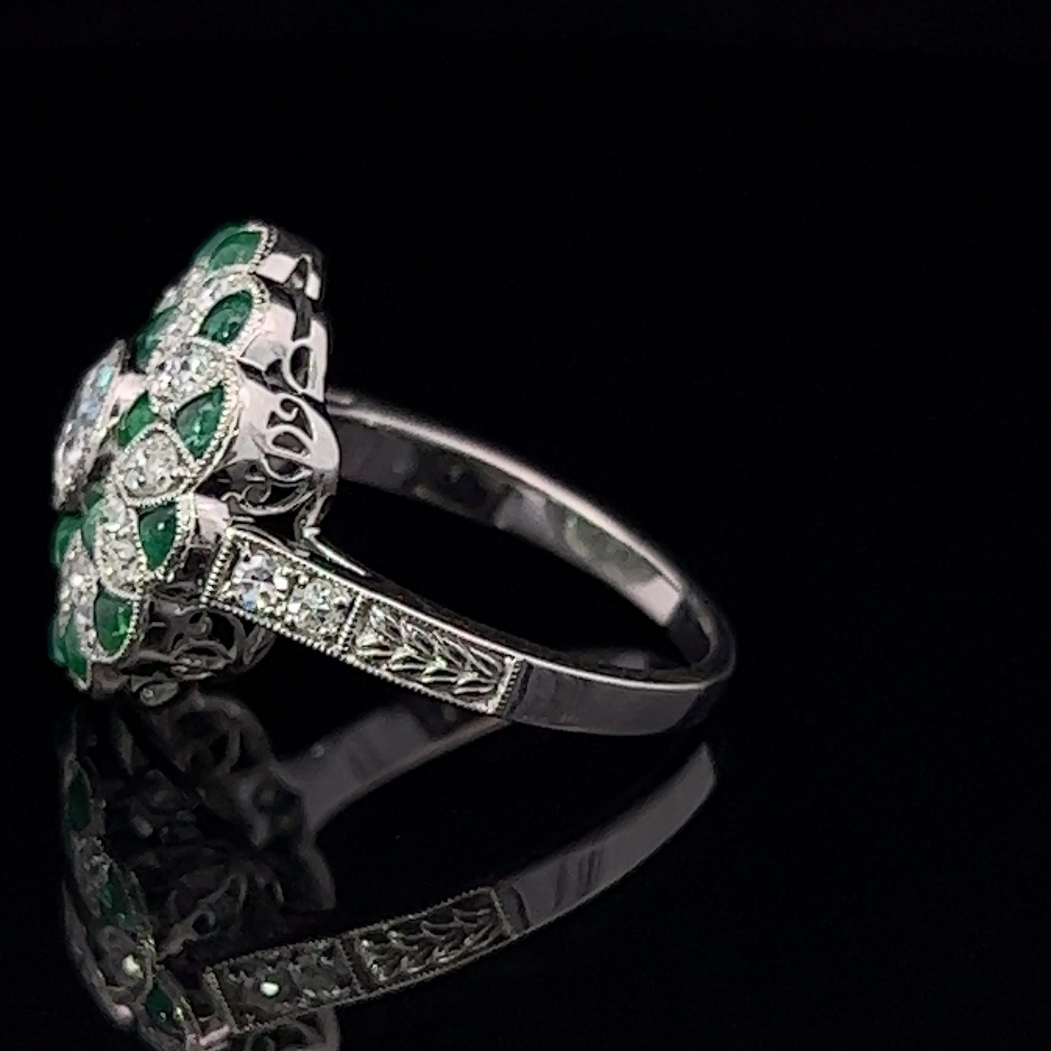 Art Deco Emerald & Diamond Ring Circa 1930s In Good Condition For Sale In ADELAIDE, SA