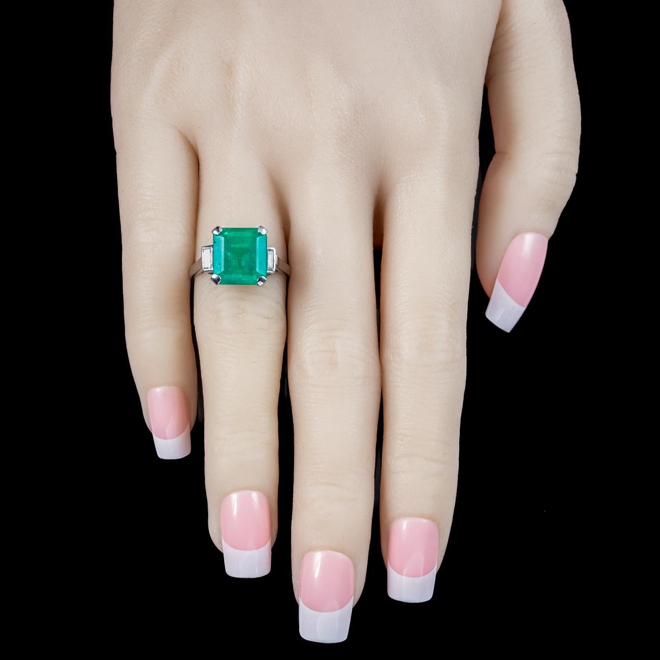 Women's Art Deco Emerald Diamond Trilogy Ring 7.24ct Colombian Emerald With Cert For Sale