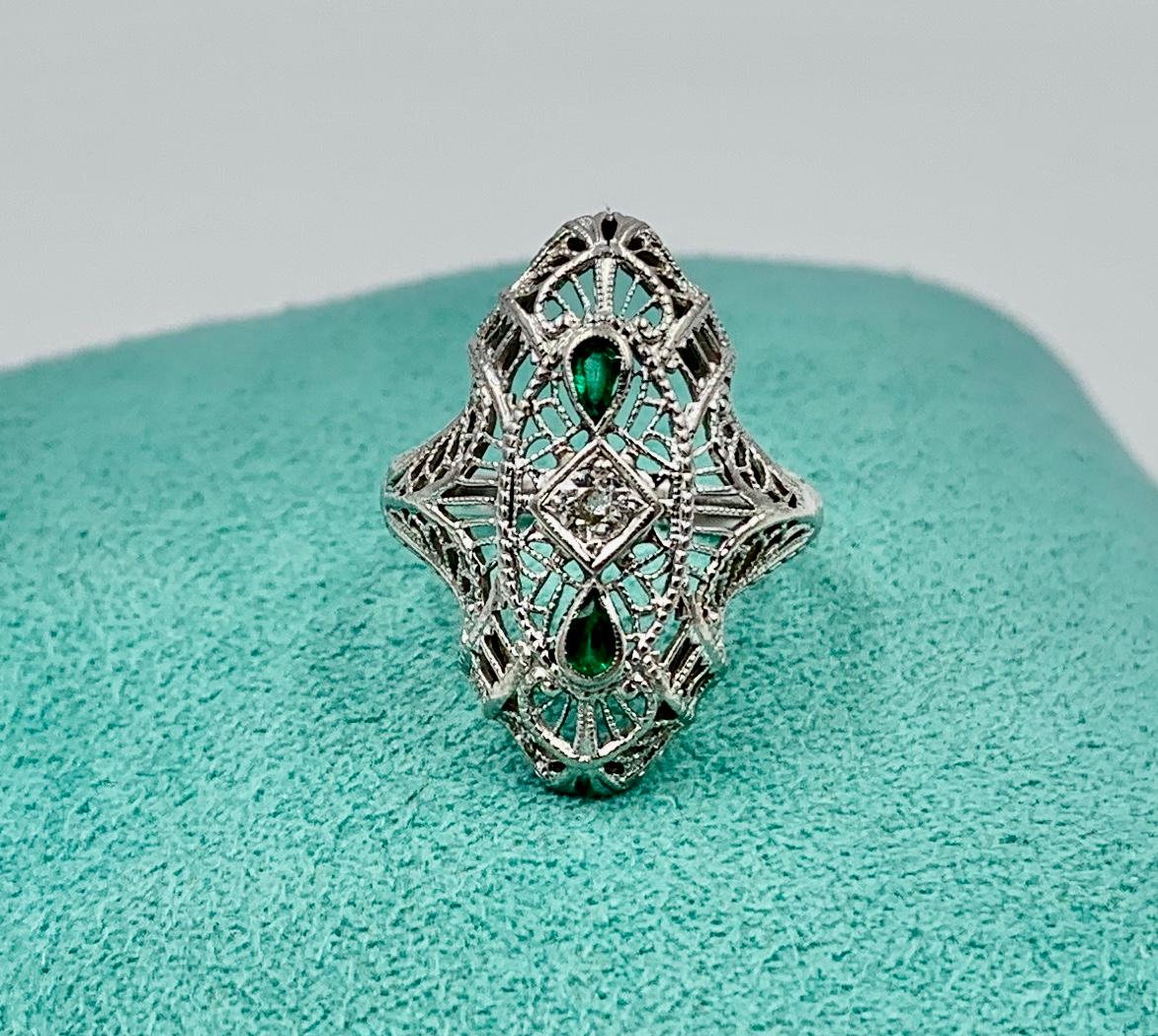 Art Deco Smaragd Diamant Hochzeit Verlobungsring 14 Karat Weißgold Edwardian im Zustand „Relativ gut“ in New York, NY