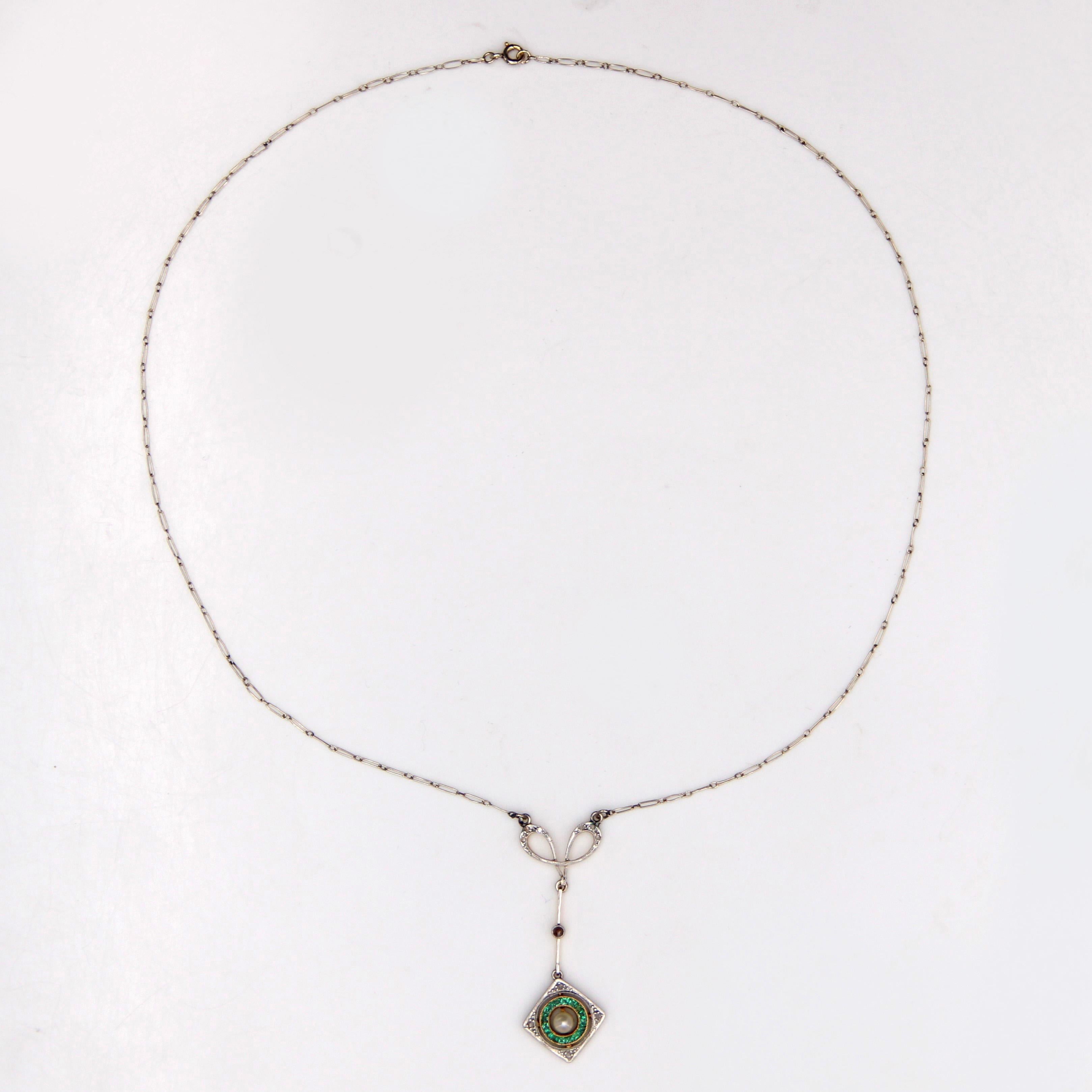 Rose Cut Art Deco Emerald Diamonds Fine Pearl 18 Karat Yellow White Gold Pendant Necklace For Sale