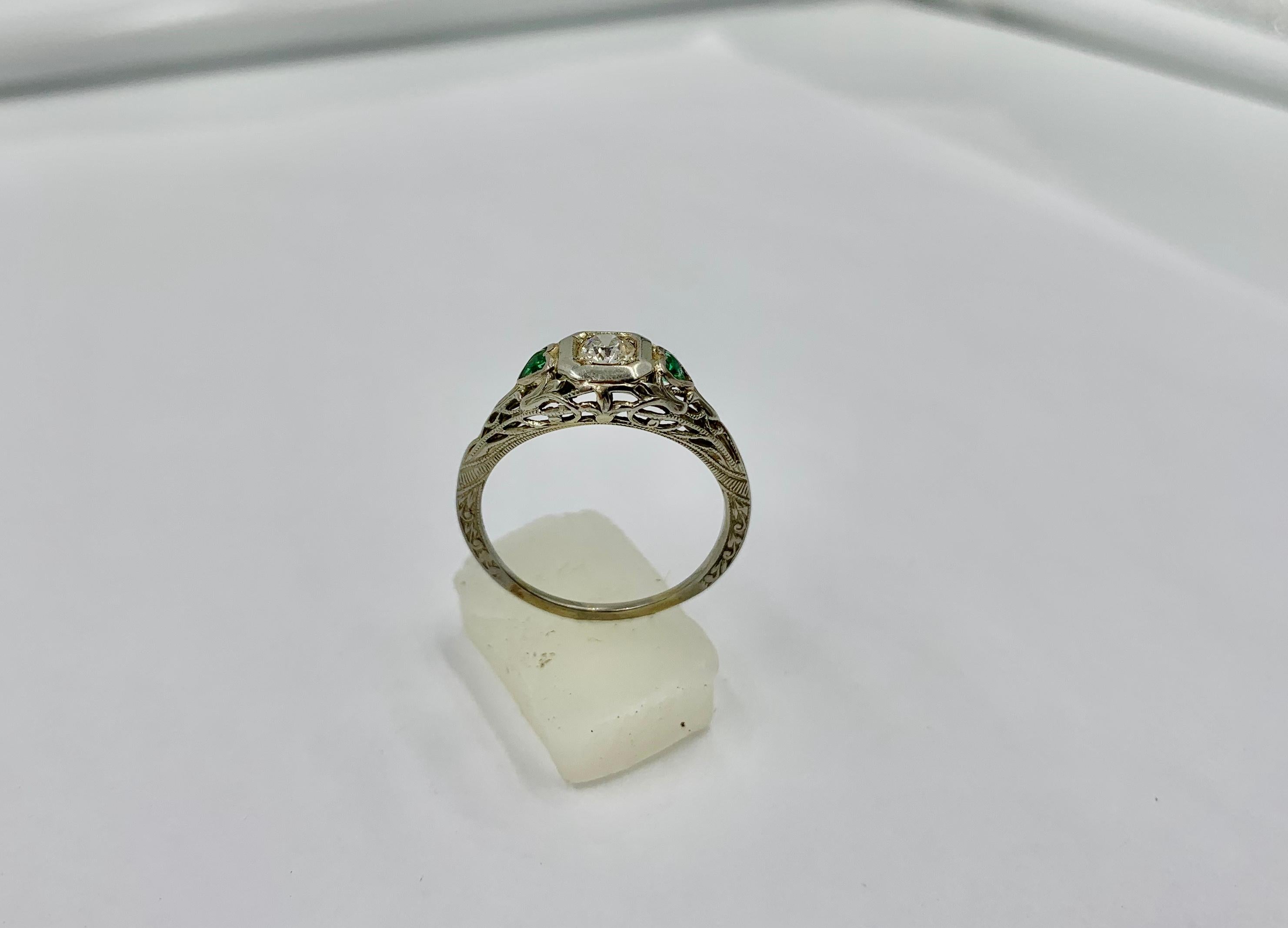 Old European Cut Art Deco Emerald Heart Diamond Wedding Engagement Ring 18 Karat White Gold For Sale