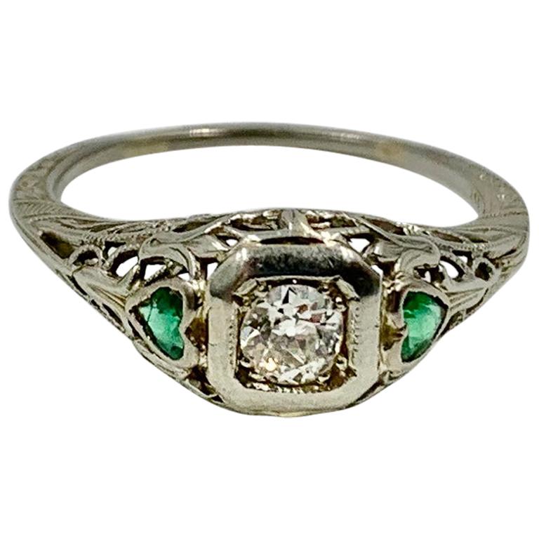 Art Deco Emerald Heart Diamond Wedding Engagement Ring 18 Karat White Gold For Sale
