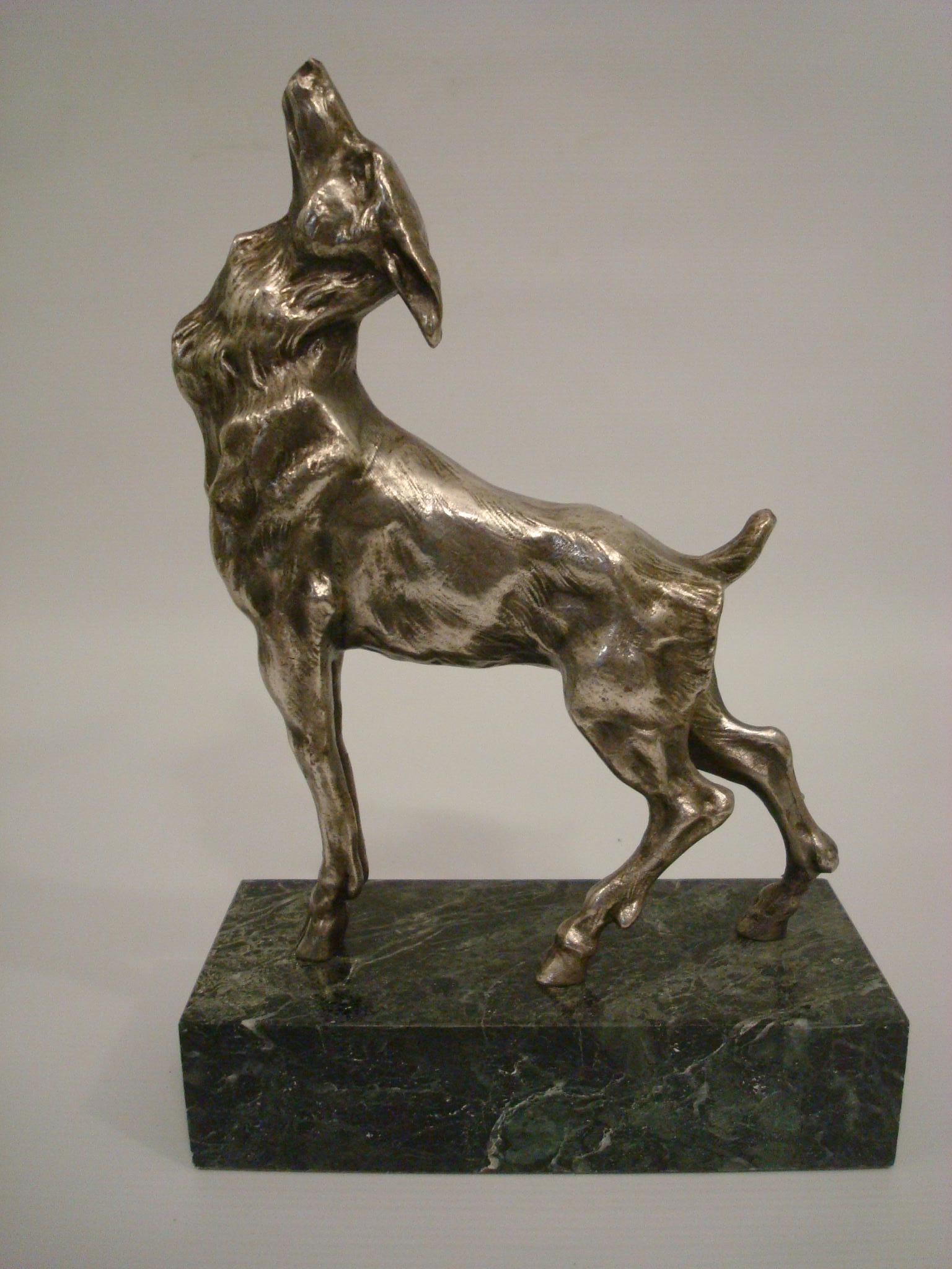 Serre-livres Art Déco Emile Carlier en forme de chèvre figurative, France 1925 en vente 1