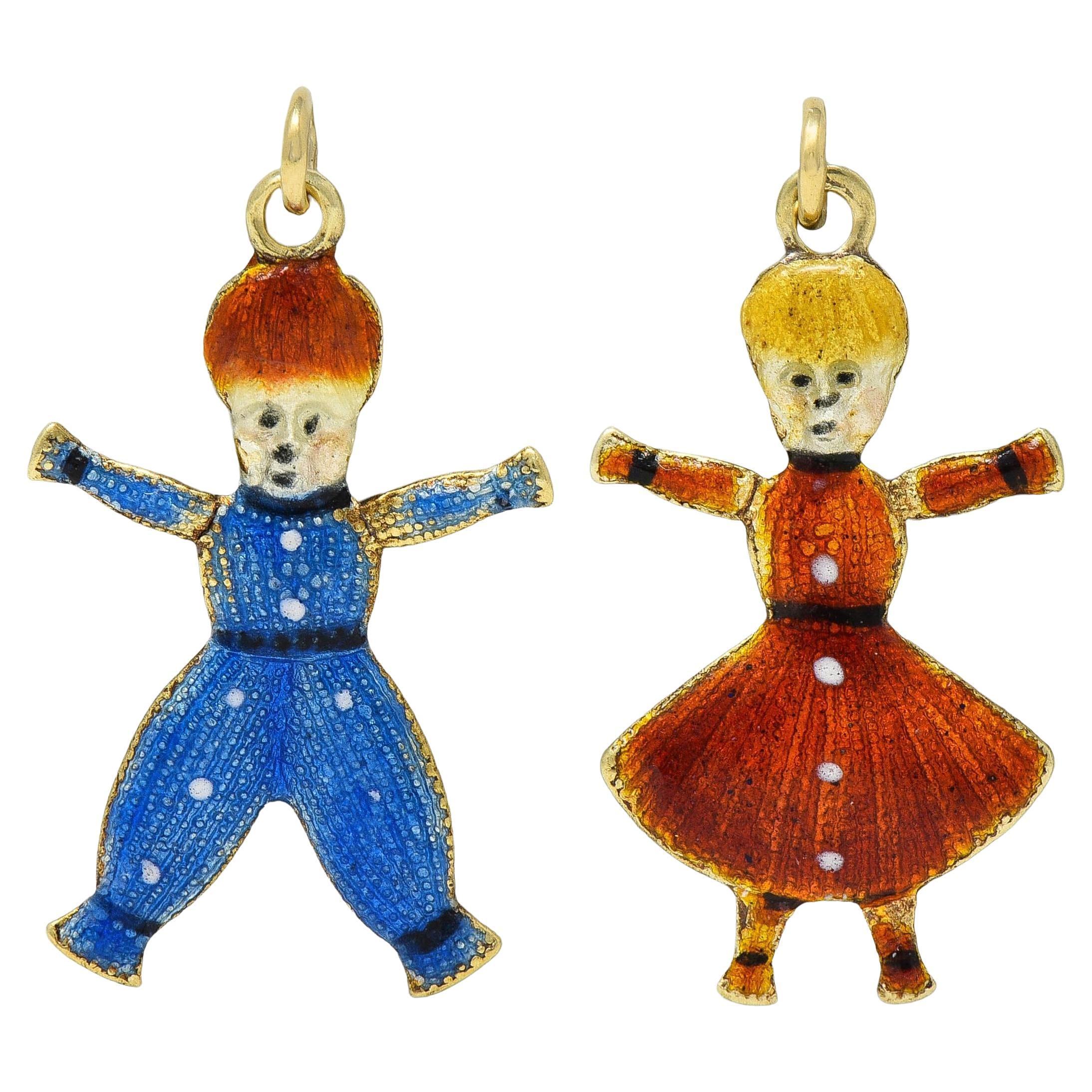 Charms Art Déco en or jaune 18 carats avec deux enfants Antique 1920 en vente