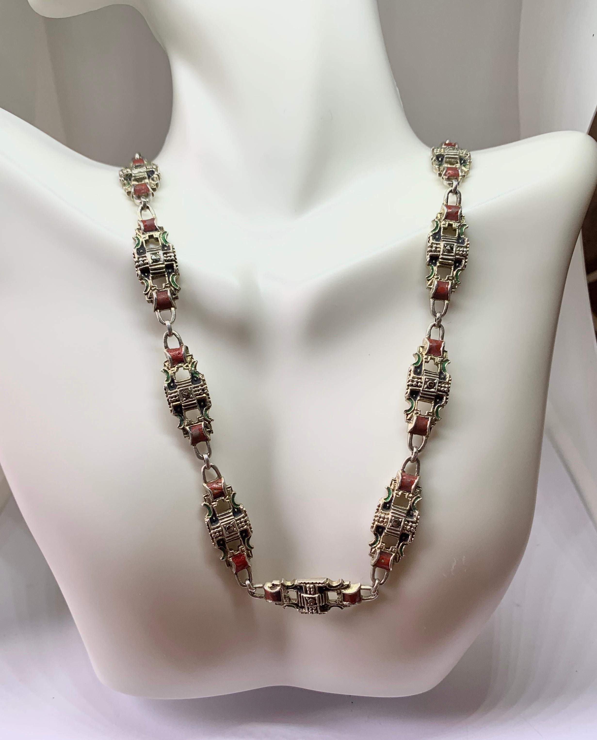 Art Deco Enamel Marcasite Silver Necklace Chain Rare 1920 Red Green Black Enamel In Excellent Condition For Sale In New York, NY