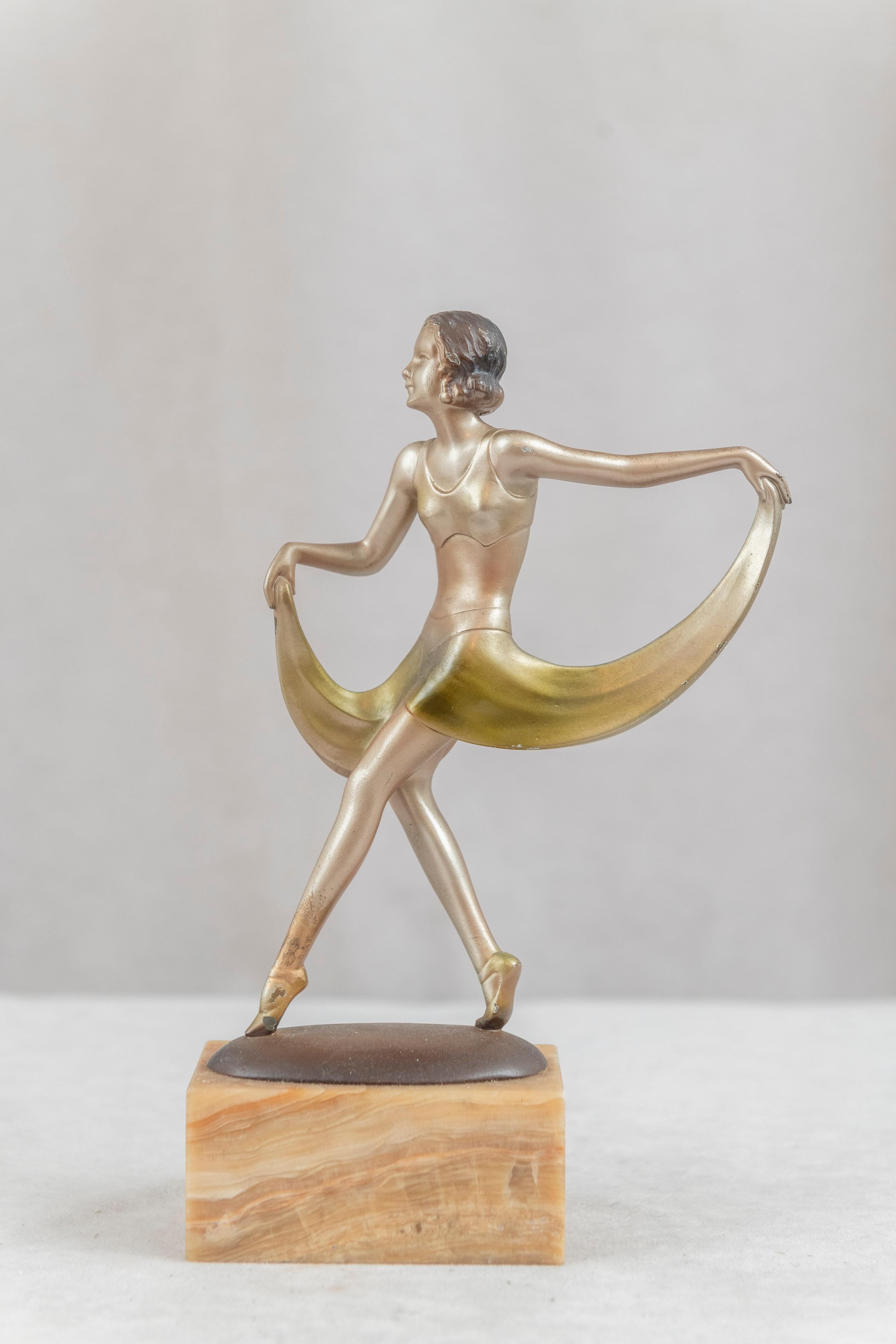 Art Deco Enameled Bronze, Young Female Dancer Signed Lorenzl Austrian circa 1930 In Good Condition For Sale In Petaluma, CA
