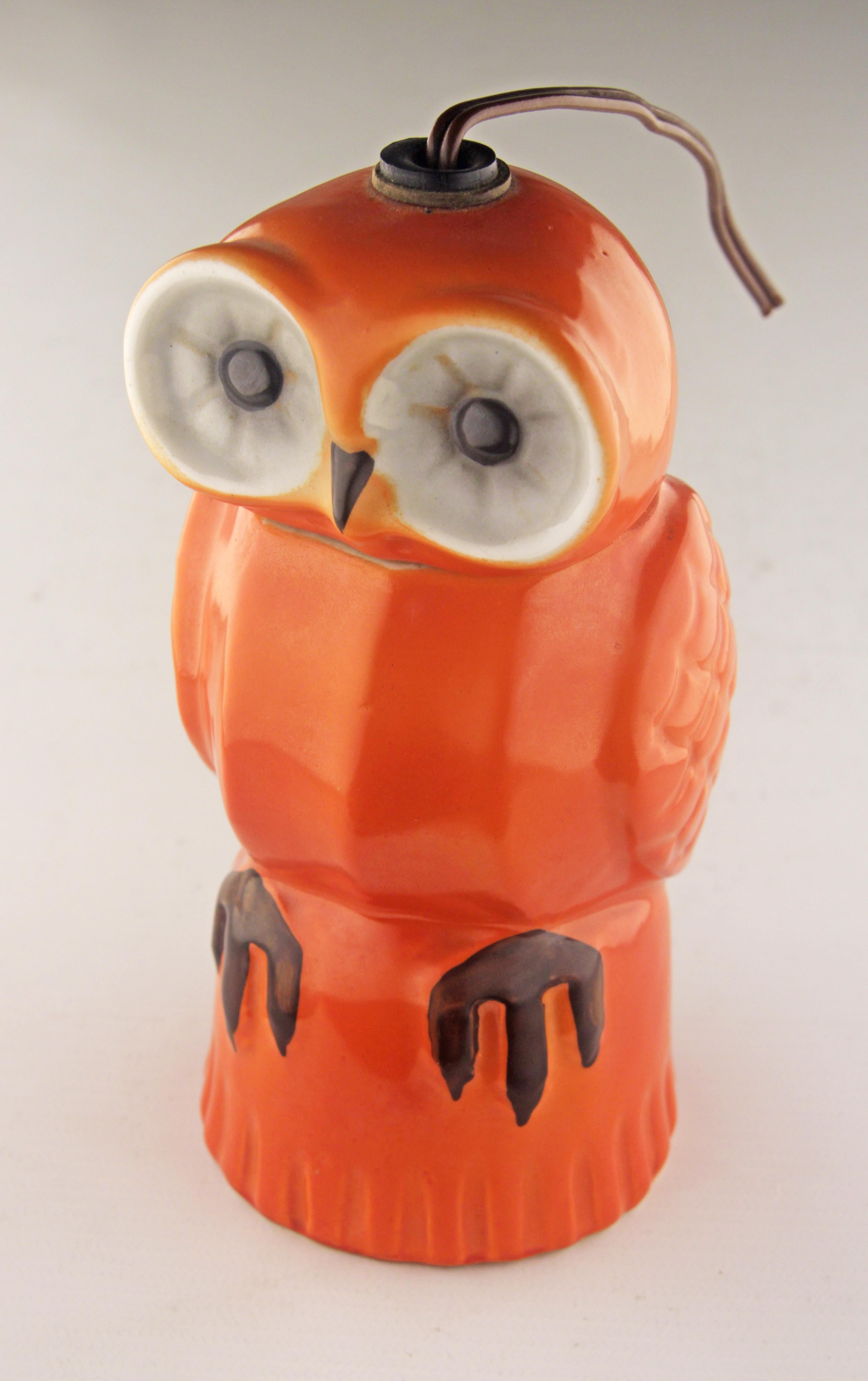 Art Déco enameled porcelain owl-shapped perfume lamp manufactured by german company Aerozon

By: Aerozon
Material: porcelain, ceramic, enamel, paint
Technique: molded, pressed, enameled, painted, hand-painted, glazed
Dimensions: 3 in x 6 in
Date: