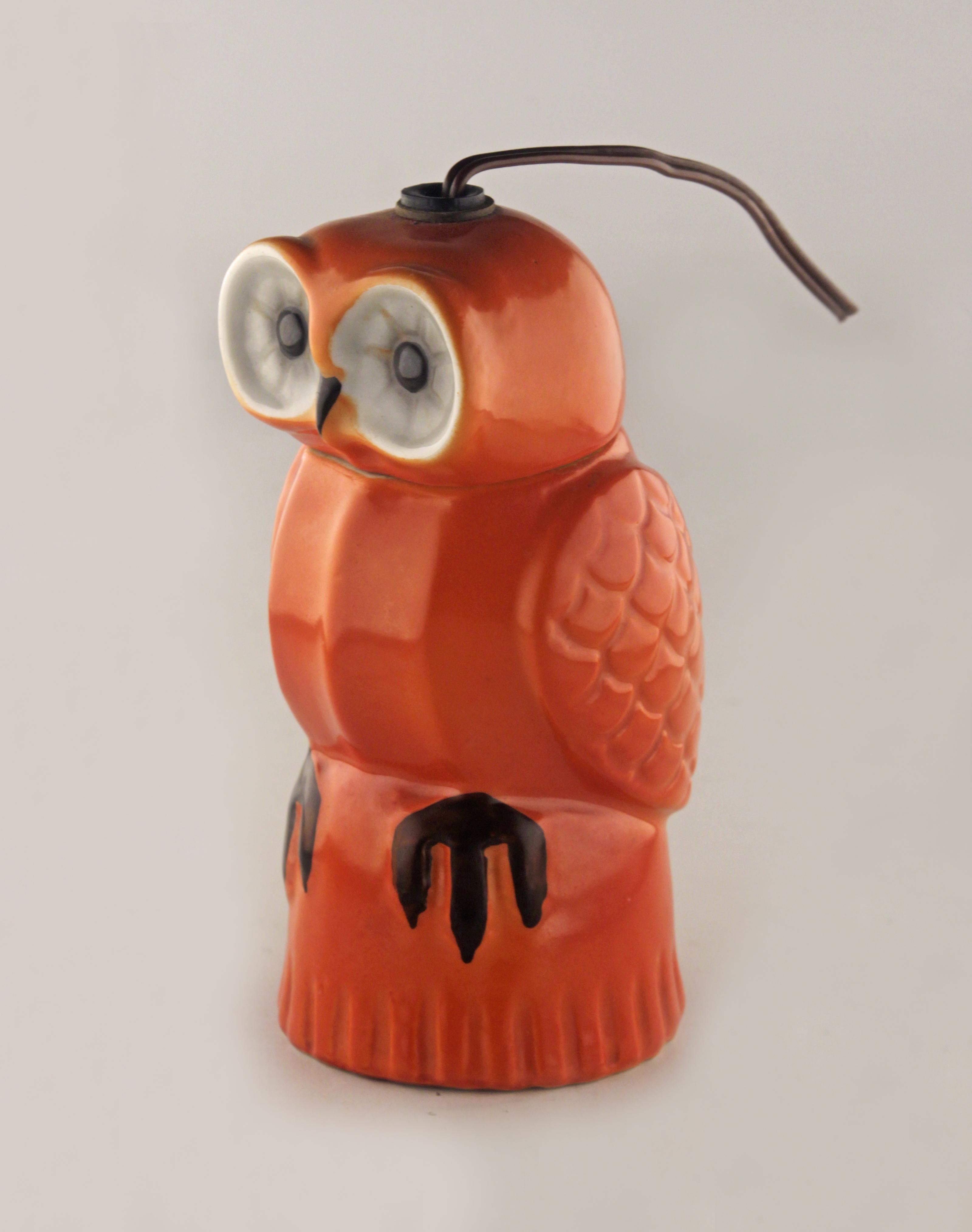 Art Deco Art Déco Enameled Porcelain Owl-Shapped Perfume Lamp by German Company Aerozon For Sale
