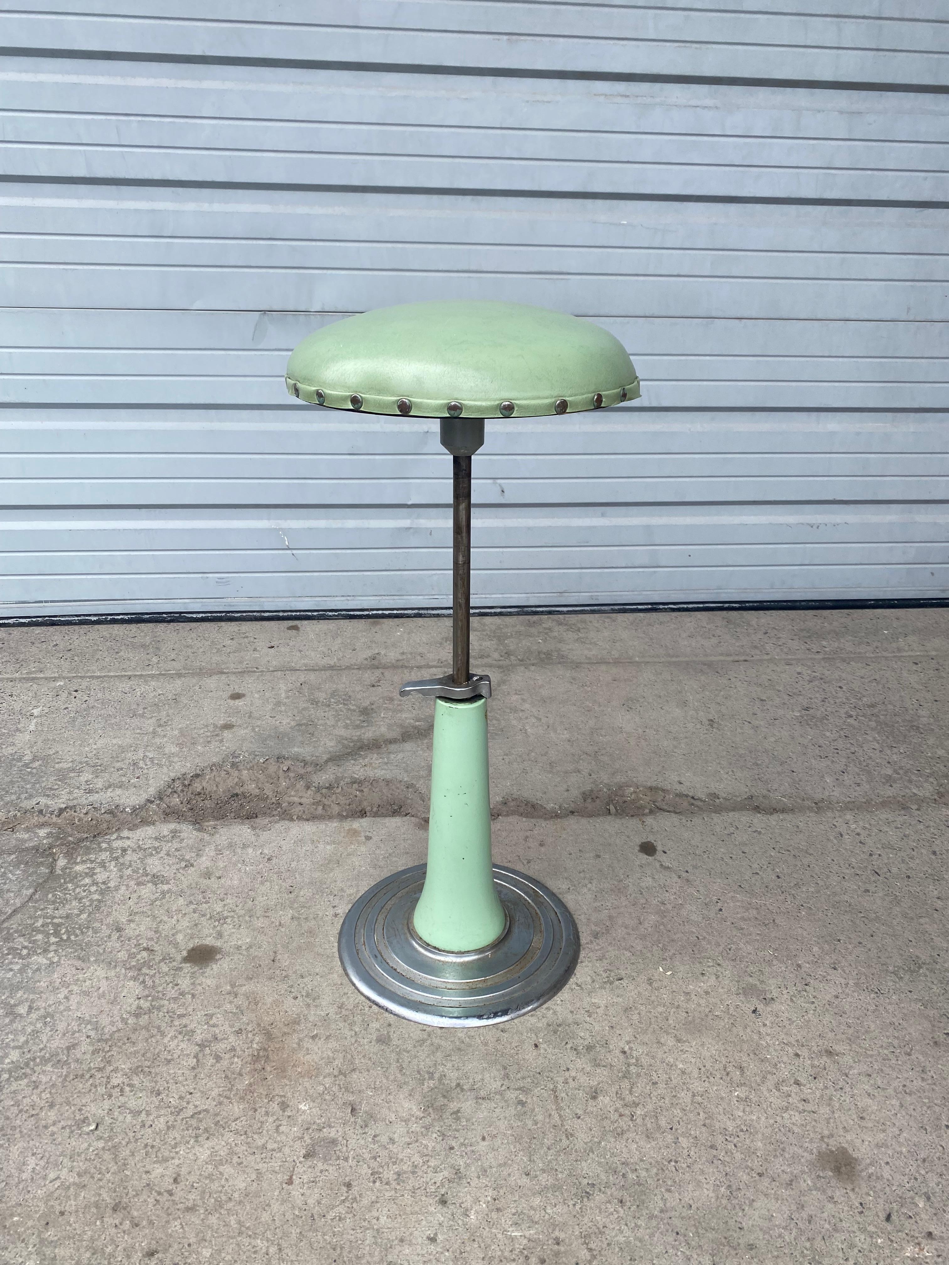 Mid-20th Century Art Deco Enameled Steel Adjustable Pedestal Dentist Stool by KEM Weber