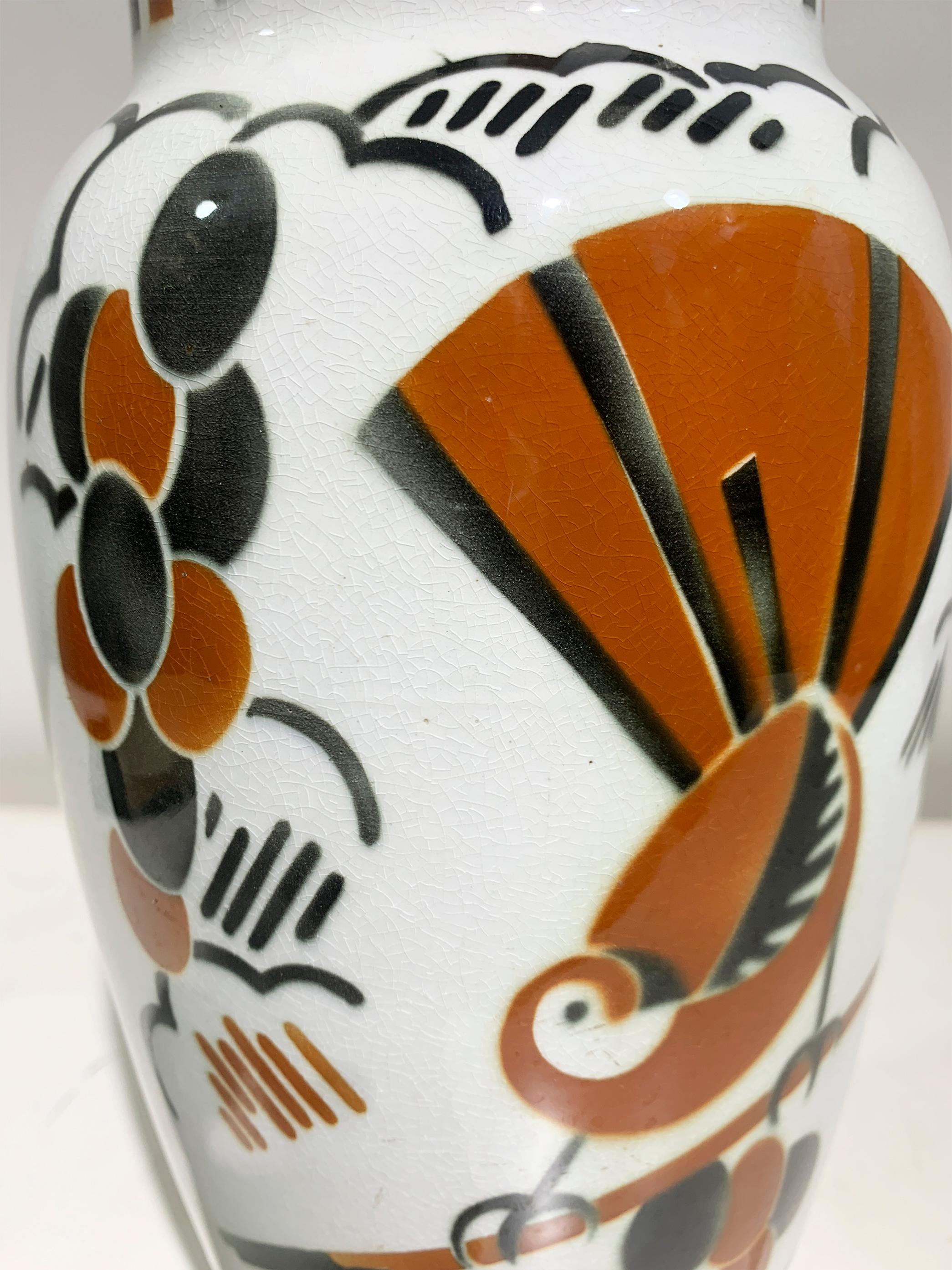 XX secolo Vaso smaltato Art Déco, firmato Keller e Guerin Luneville, Francia in vendita