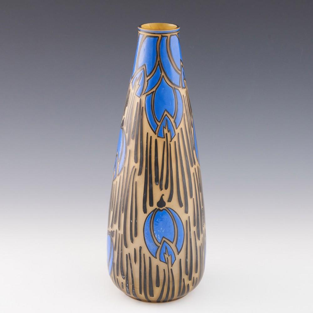 signature vase leune