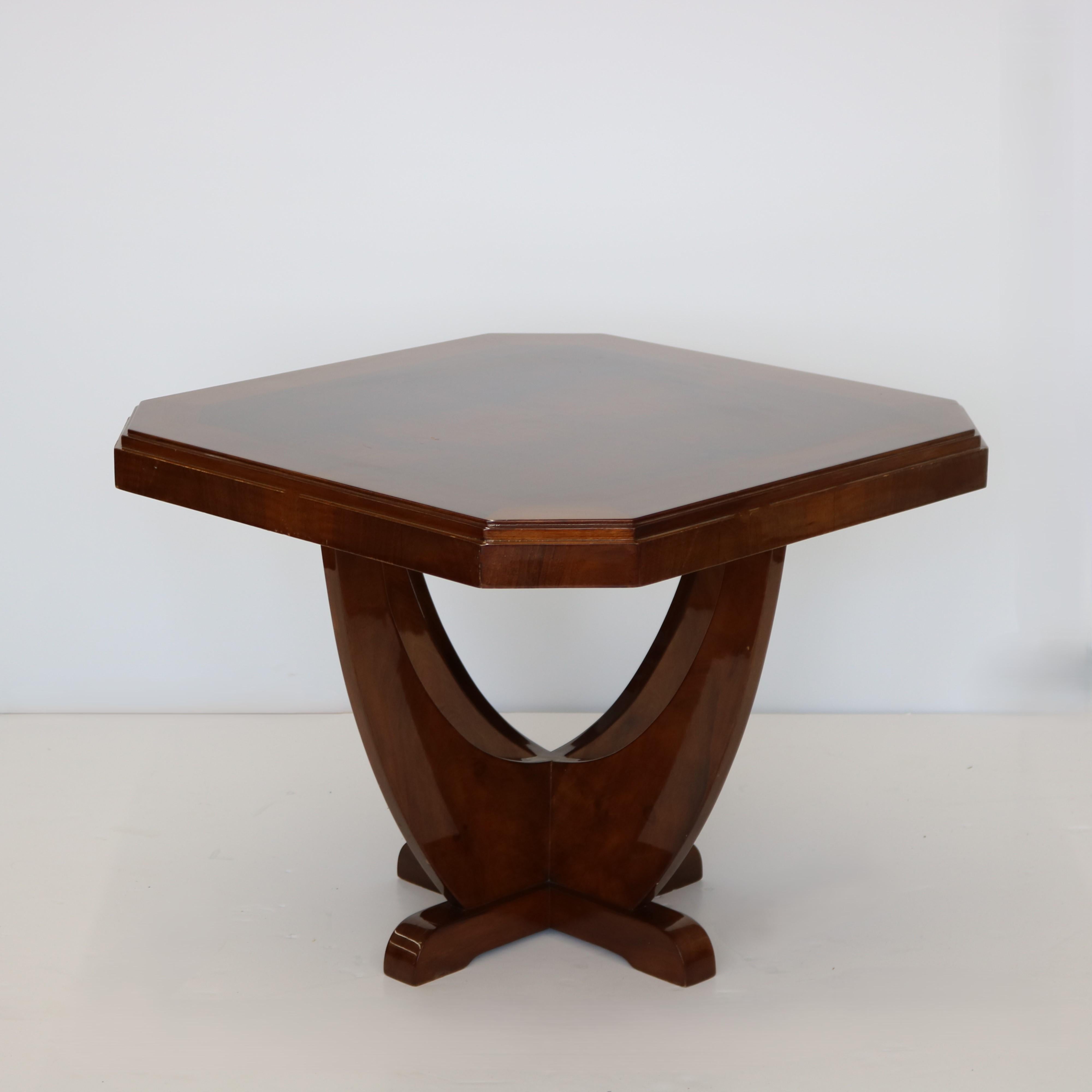 Table d'appoint Art Déco Bon état - En vente à New York, NY