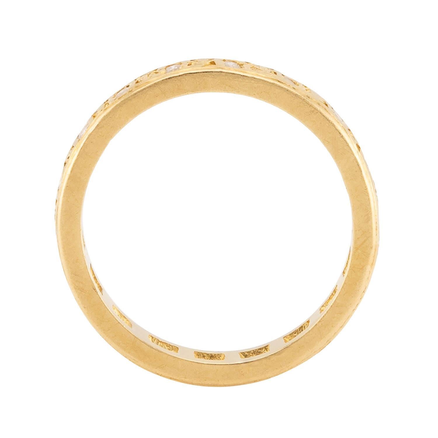 Art Déco Art Deco inglese 18k Diamond Eternity Band in vendita