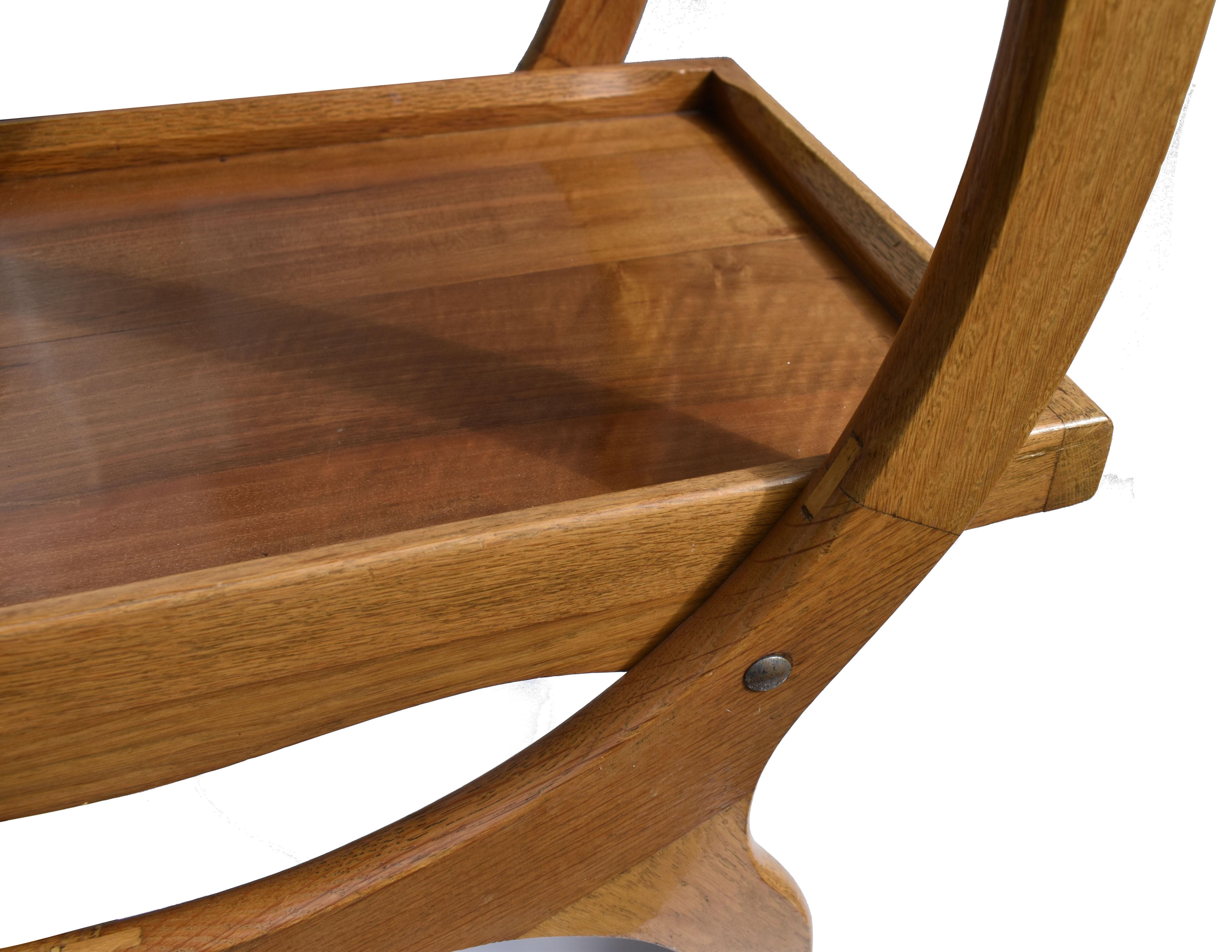Walnut Art Deco English Circular Drinks Trolley Cart, 1930s
