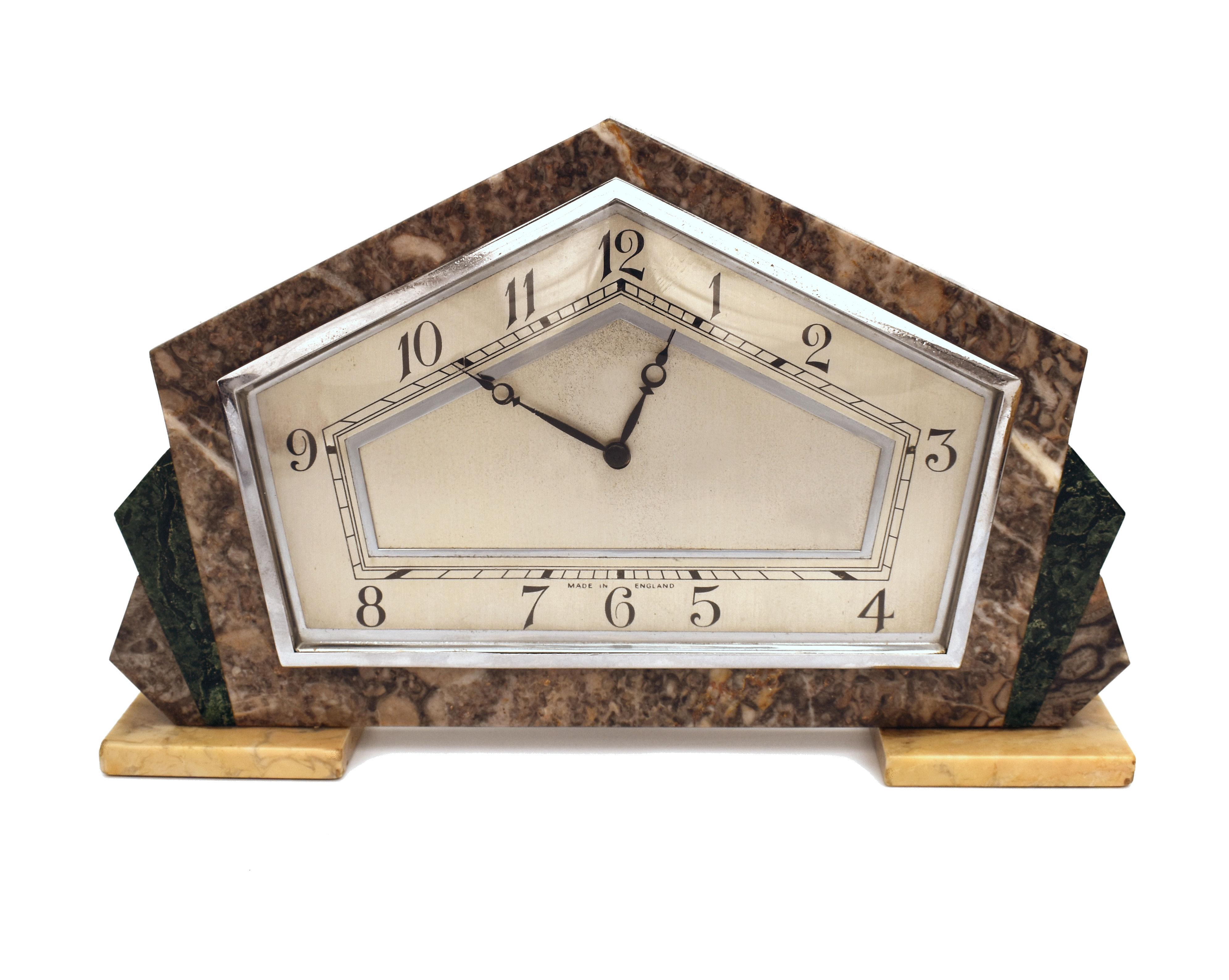 Art Deco English Mantle Clock, 8 Day, Serviced, circa 1930 2
