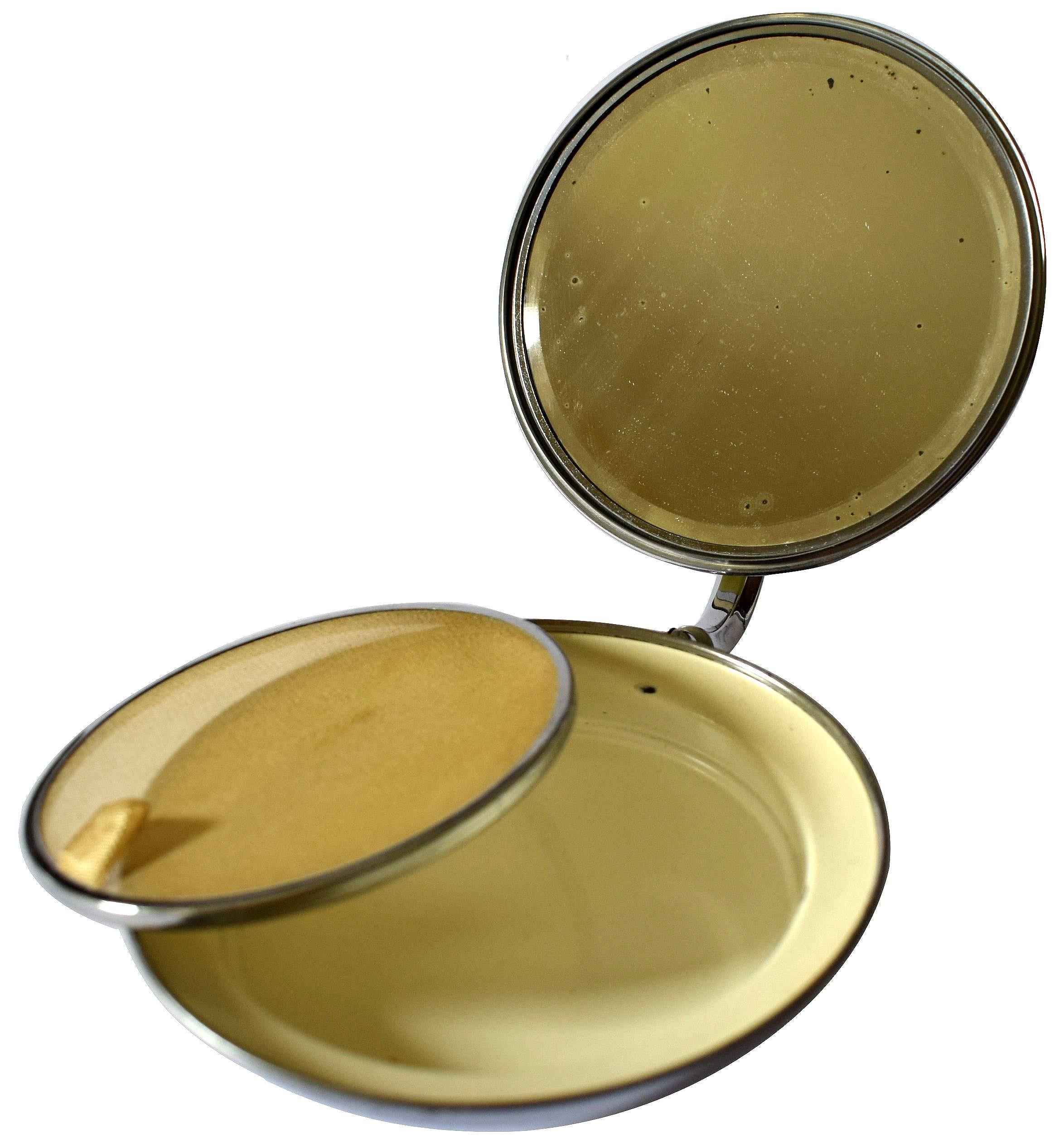 Art Deco English Modernist Ladies Table Powder Compact In Good Condition In Devon, England