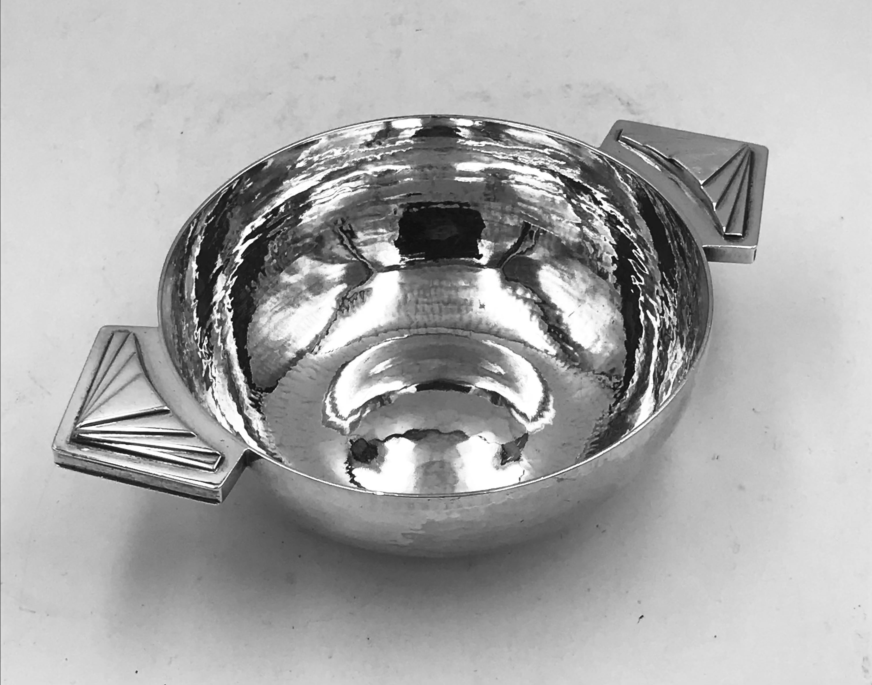Art Deco English Silver Bowl For Sale 4