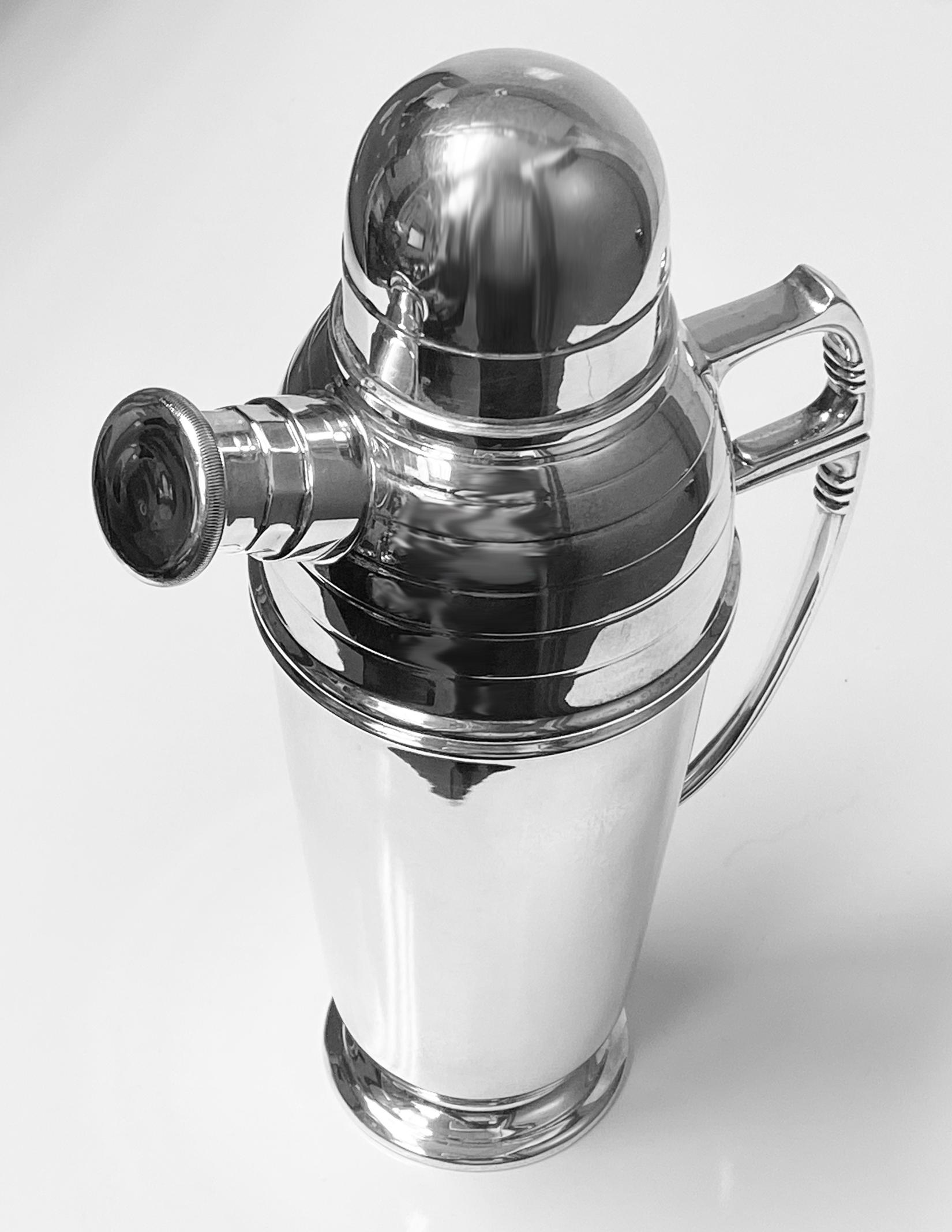 Art Deco English Silver Cocktail Shaker, Birmingham 1913 Pearce & Sons 1