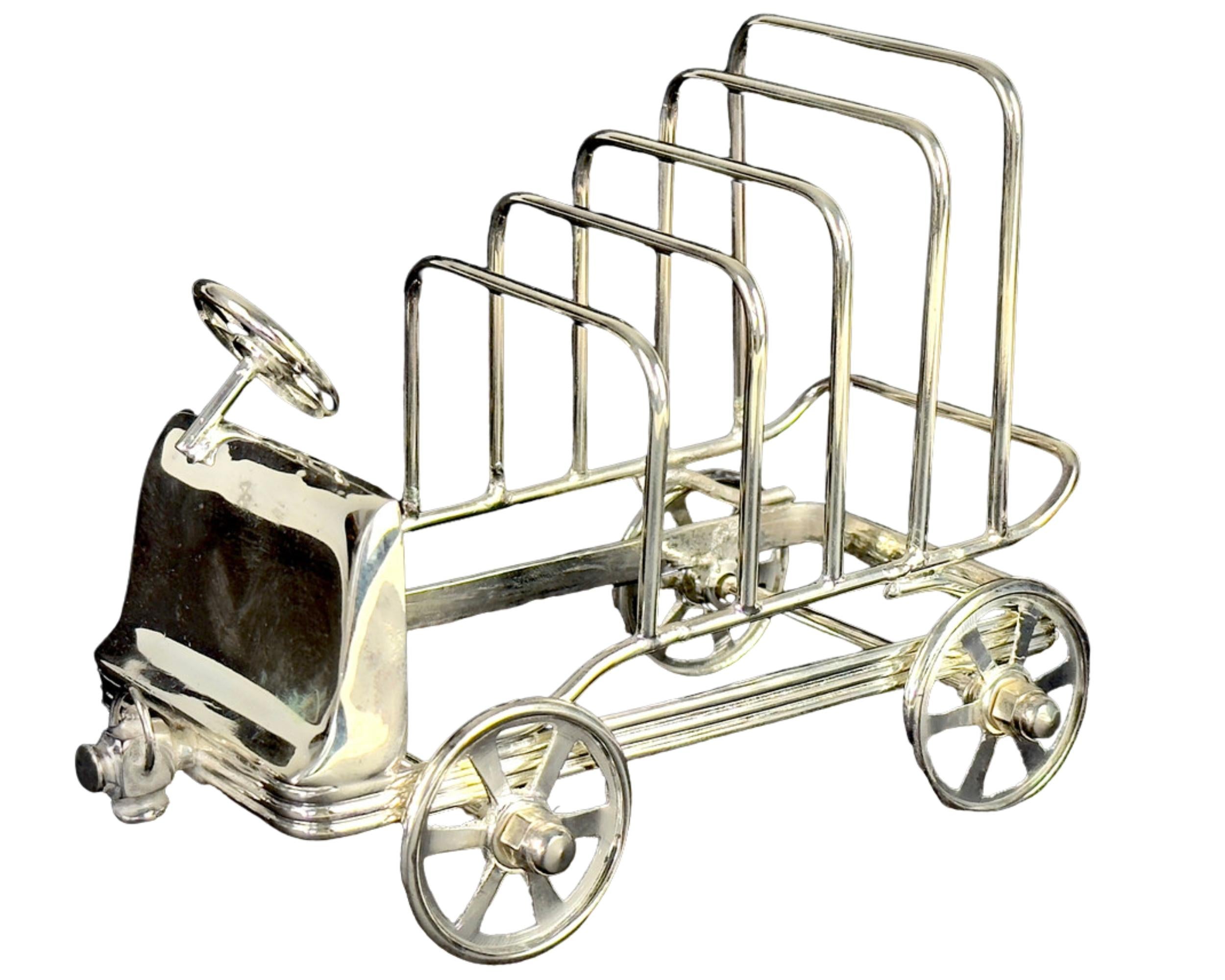 Porta-toast inglese d'argento Art Deco, 4 fette di pane per la colazione a forma di automobile in vendita 4