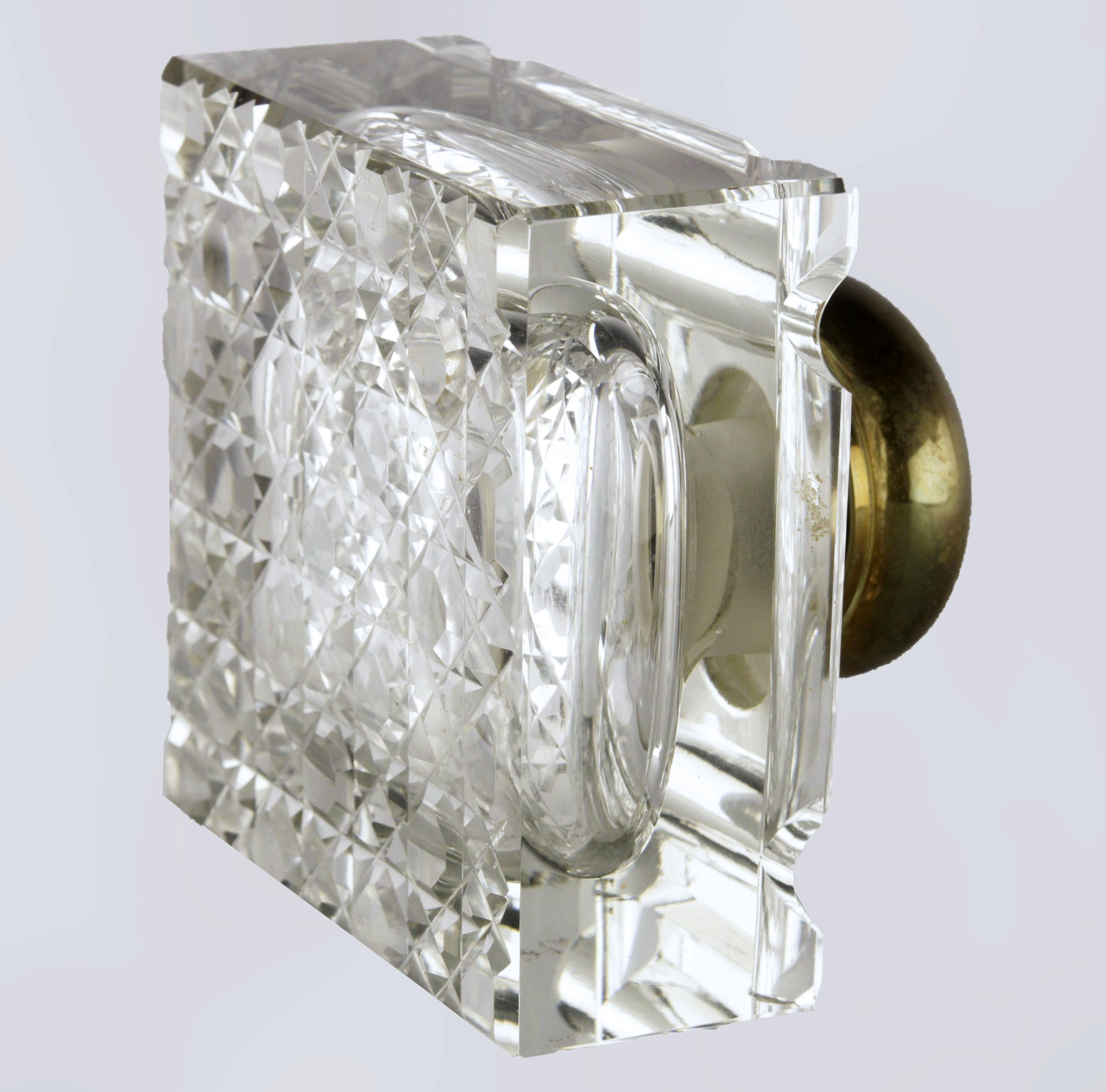 Cast Art Déco English Square Shapped Cut Glass/Crystal Inkwell with Brass/Bronze Top For Sale