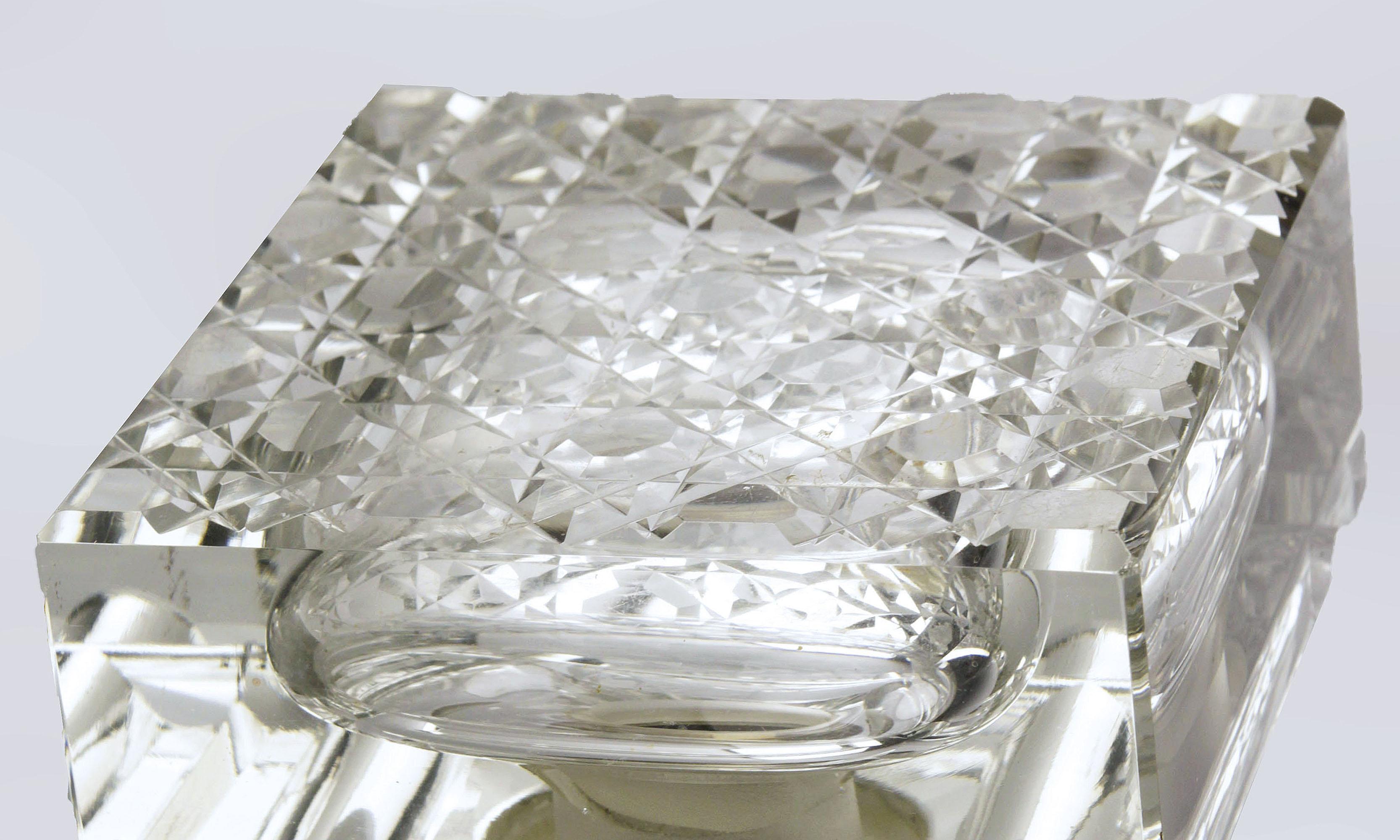 Zinc Art Déco English Square Shapped Cut Glass/Crystal Inkwell with Brass/Bronze Top For Sale