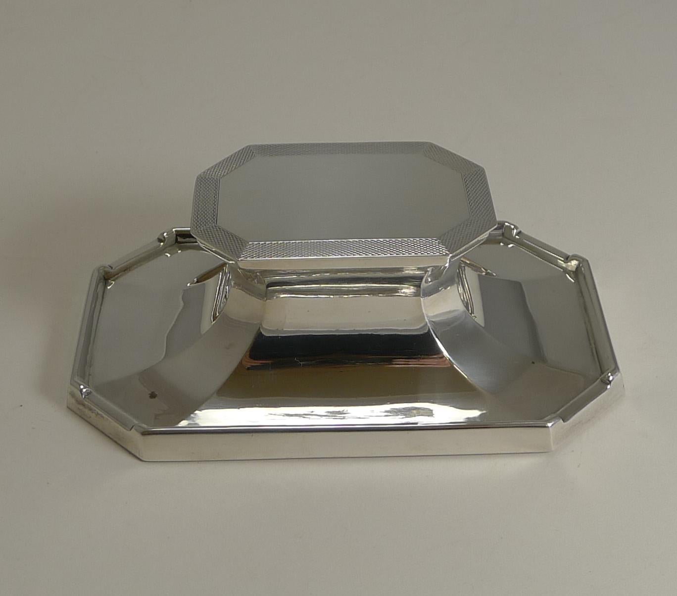 Art Deco English Sterling Silver Inkwell by Deakin and Francis, 1933 5
