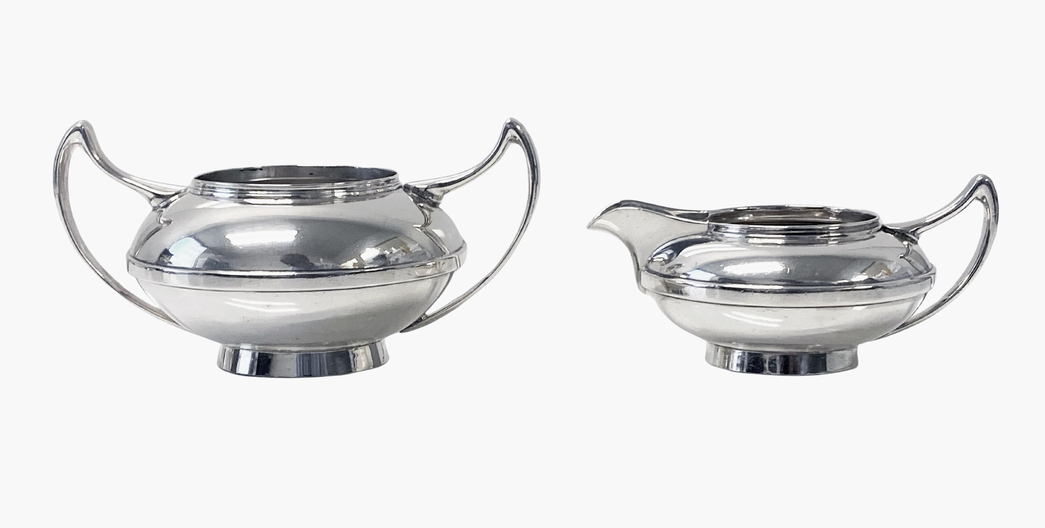 Servizio da tè in argento Sterling Art Deco Londra 1926-38 In condizioni buone in vendita a Toronto, Ontario