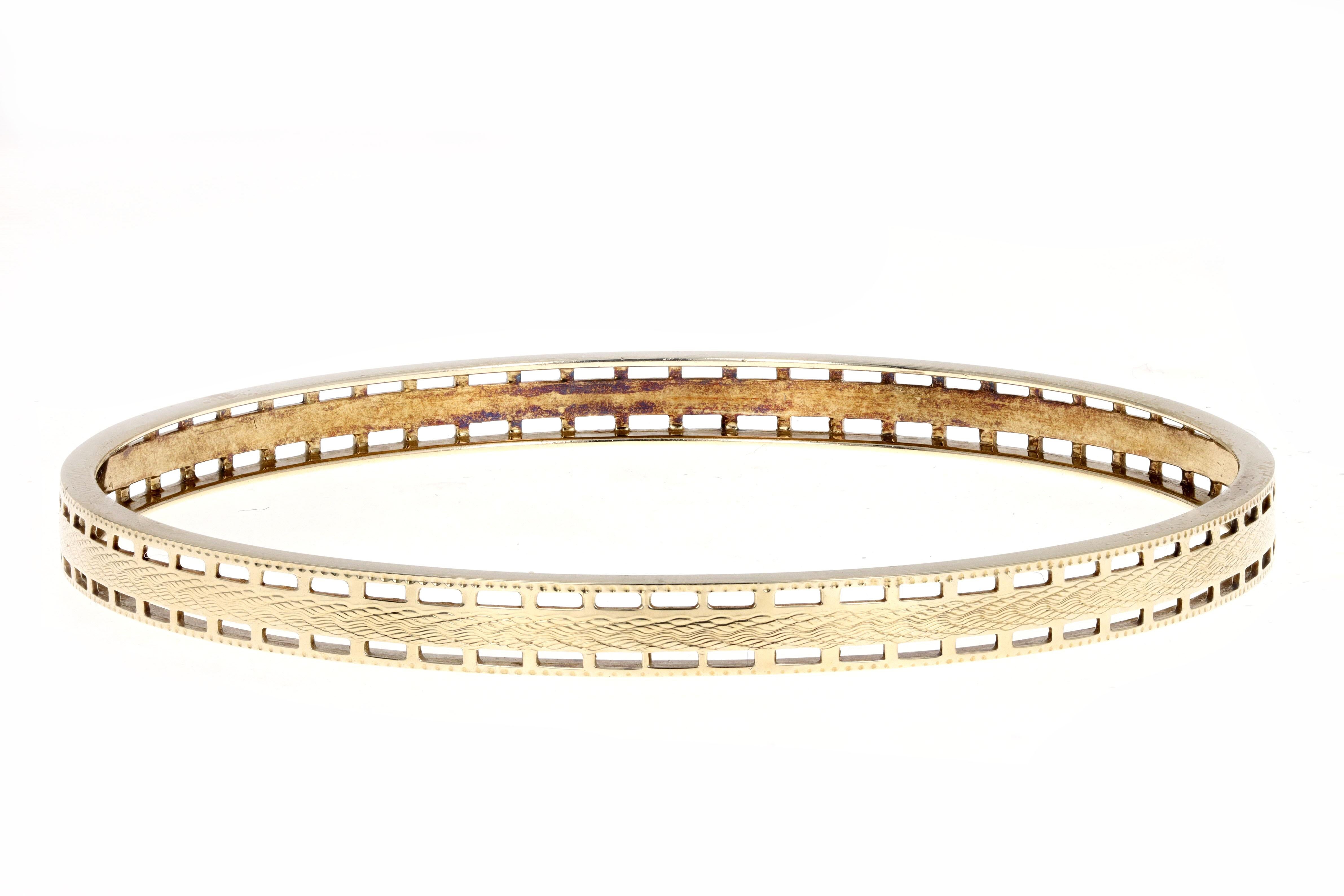 Bracelet jonc Art déco en or jaune 14 carats gravé de 5,5 mm Pour femmes en vente