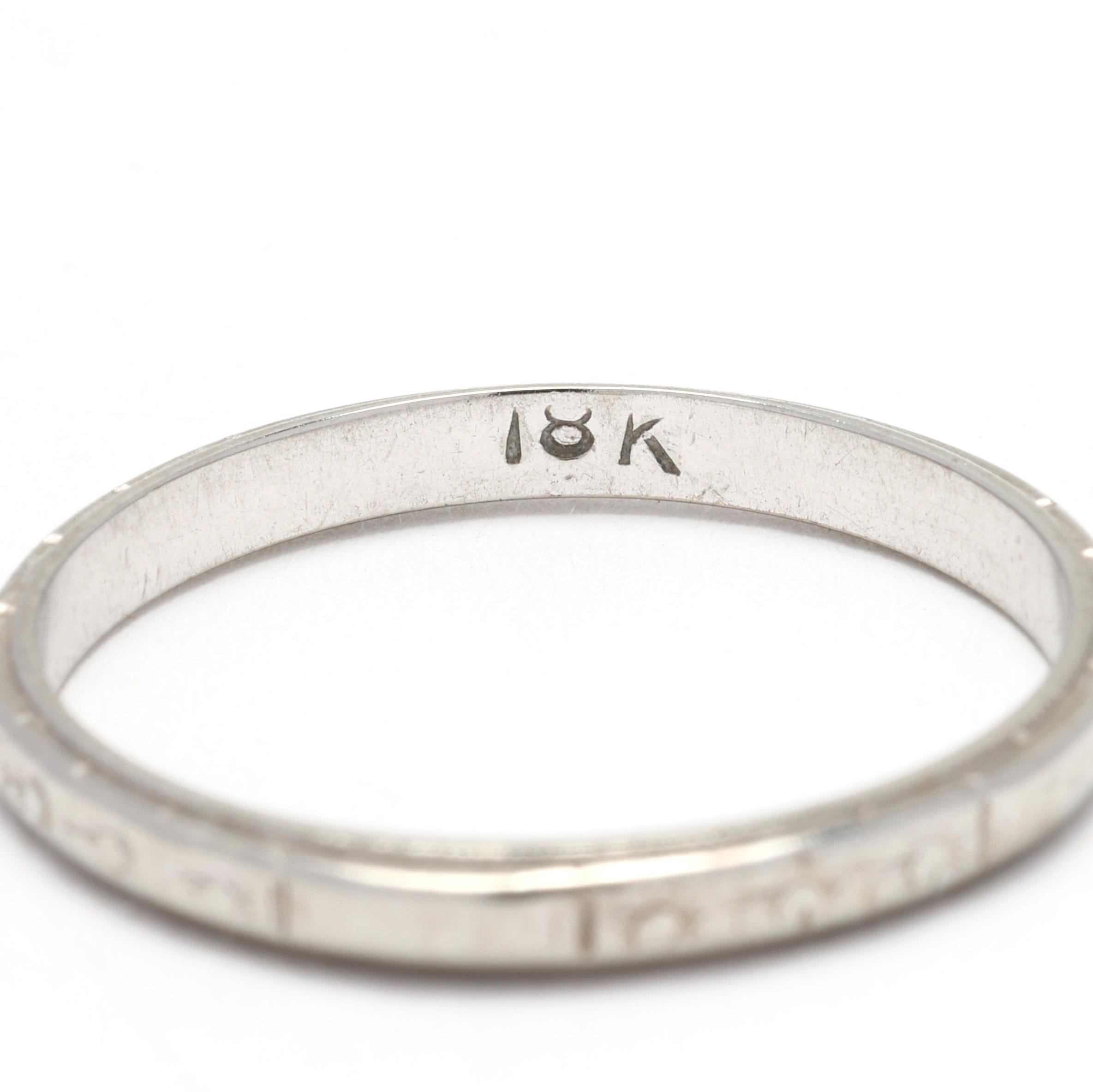 Women's or Men's Art Deco Engraved Band Ring, 18k White Gold, Ring Size 6 For Sale
