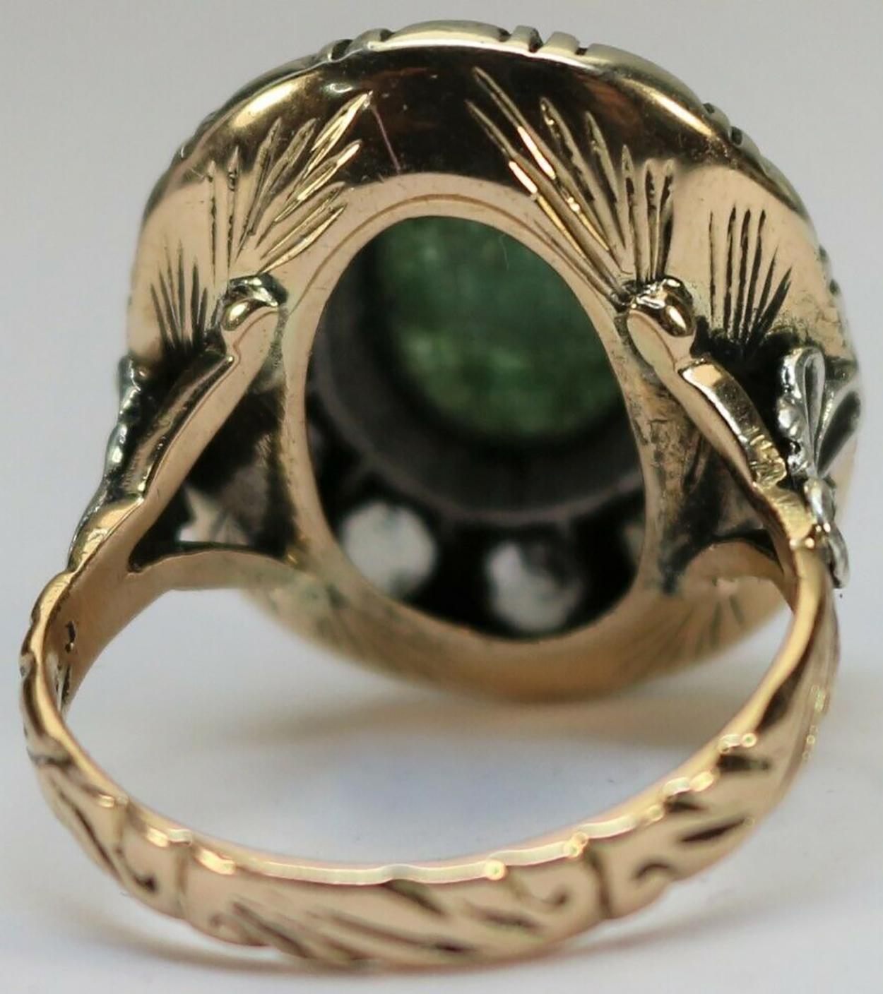 Art Deco Entourage 585 Gold & Silber, Smaragd und Diamant Rosen Ring im Zustand „Gut“ im Angebot in rijssen, NL
