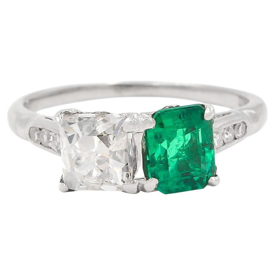 Art Deco Era 1.51 Carat French Cut Diamond & 1.02 Carat Emerald Toi et Moi Ring For Sale
