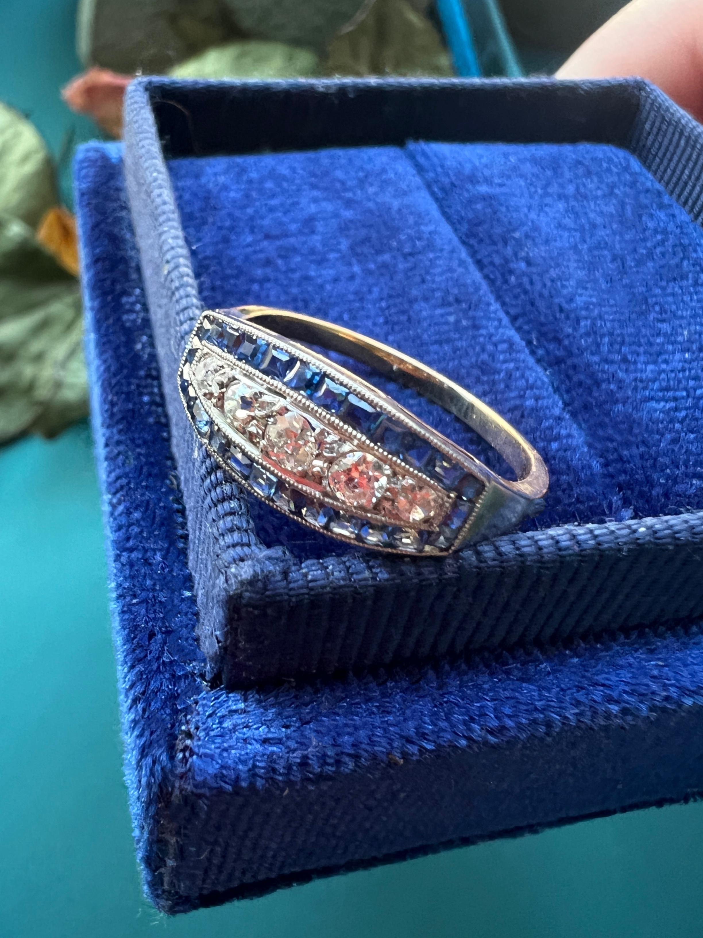 Art Deco Era 18K Gold Blue Sapphire Diamond Ring For Sale 2