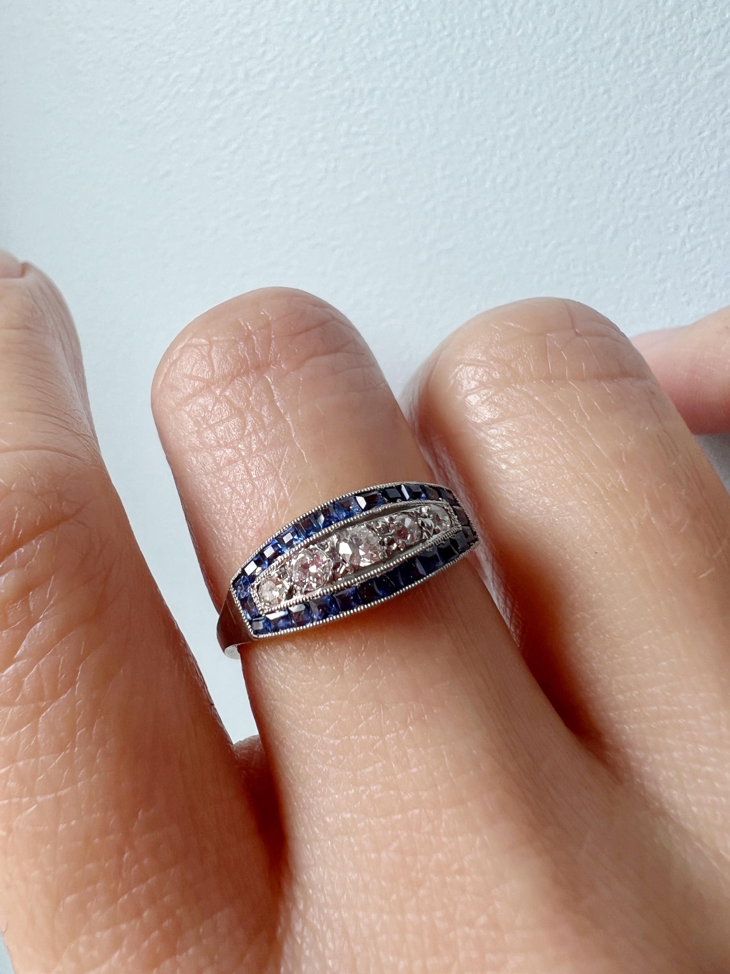 Art Deco Era 18K Gold Blue Sapphire Diamond Ring For Sale 4