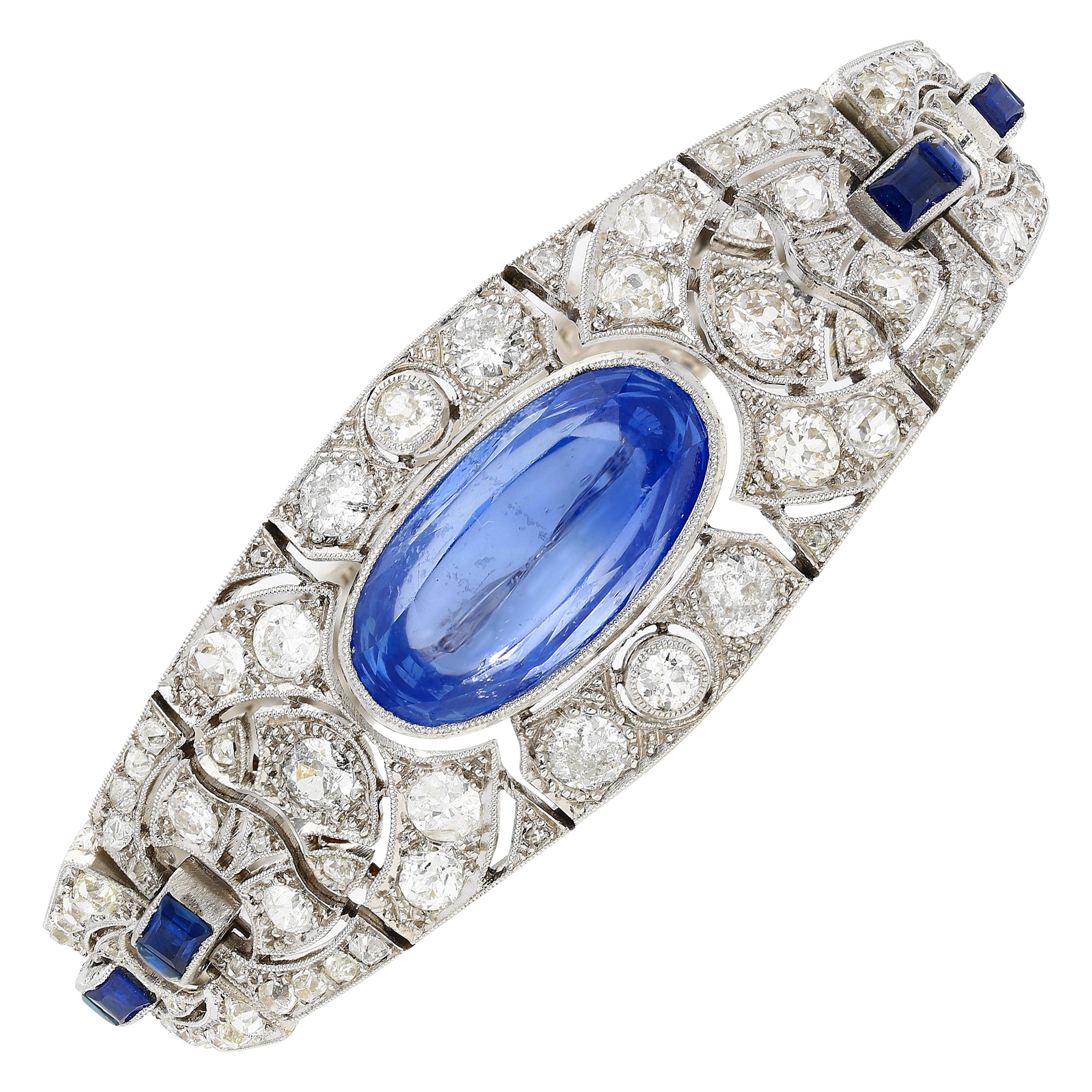 Art Deco Era 20 Carat Oval-Cut Ceylon Sapphire and Old-Euro Cut Diamond Bracelet