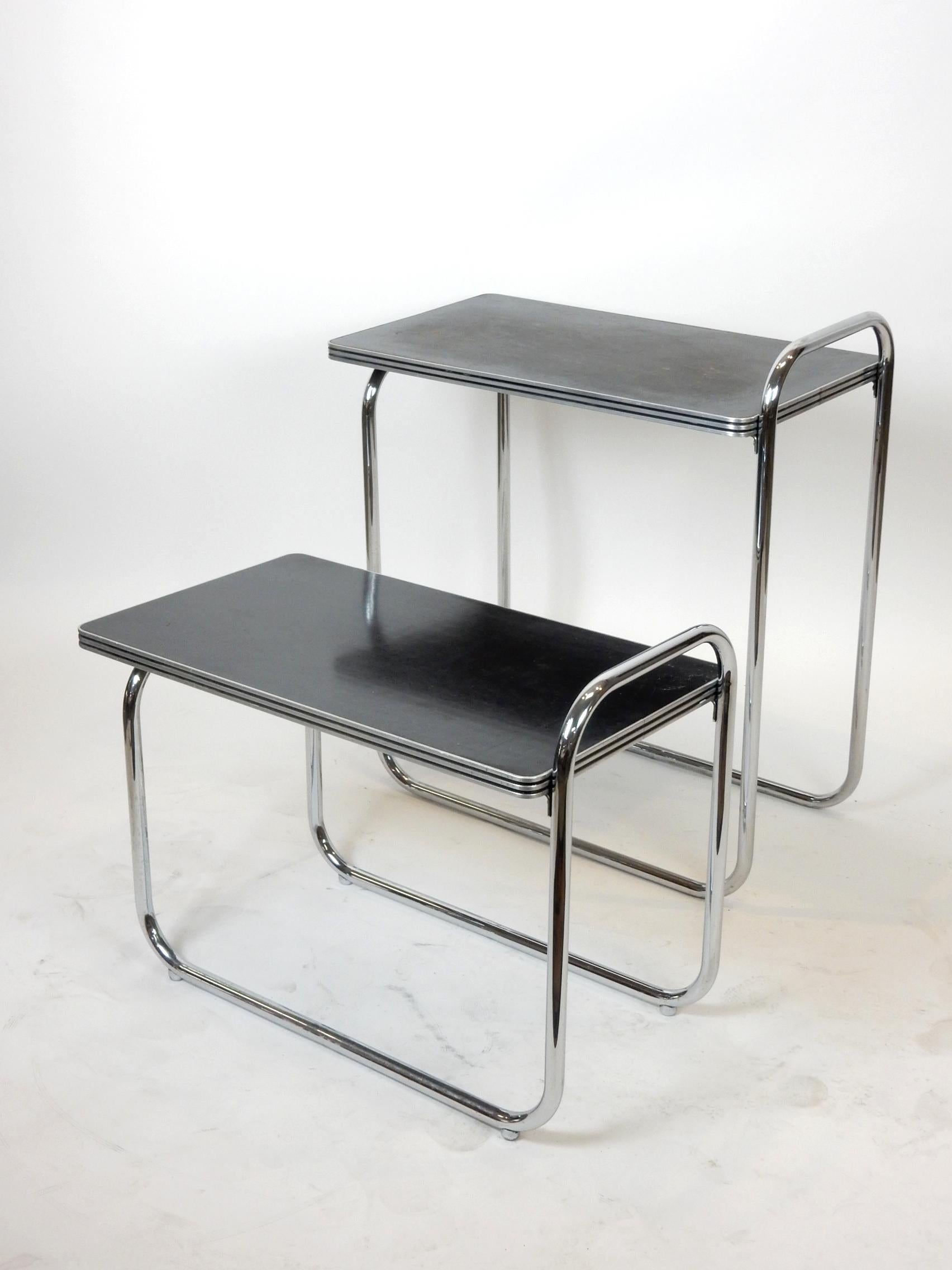Art Deco Era Chrome Nesting Tables Gilbert Rohde design for Troy Sunshade Co. In Fair Condition For Sale In Las Vegas, NV